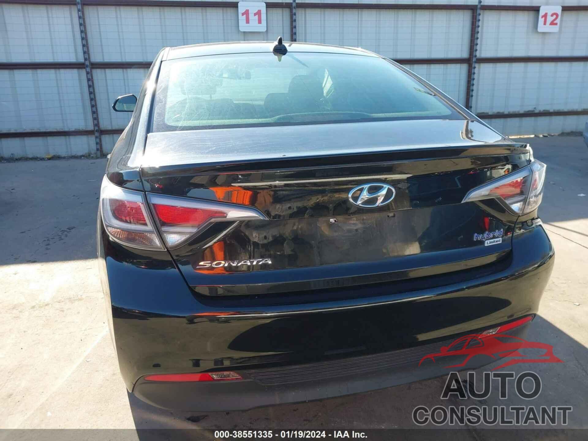 HYUNDAI SONATA HYBRID 2017 - KMHE34L1XHA048888