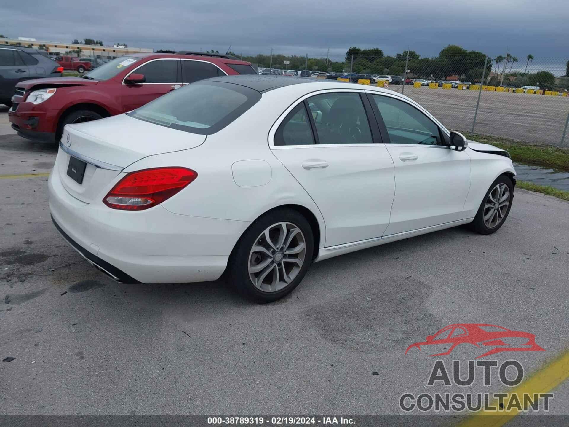 MERCEDES-BENZ C 300 2017 - 55SWF4JB5HU195427