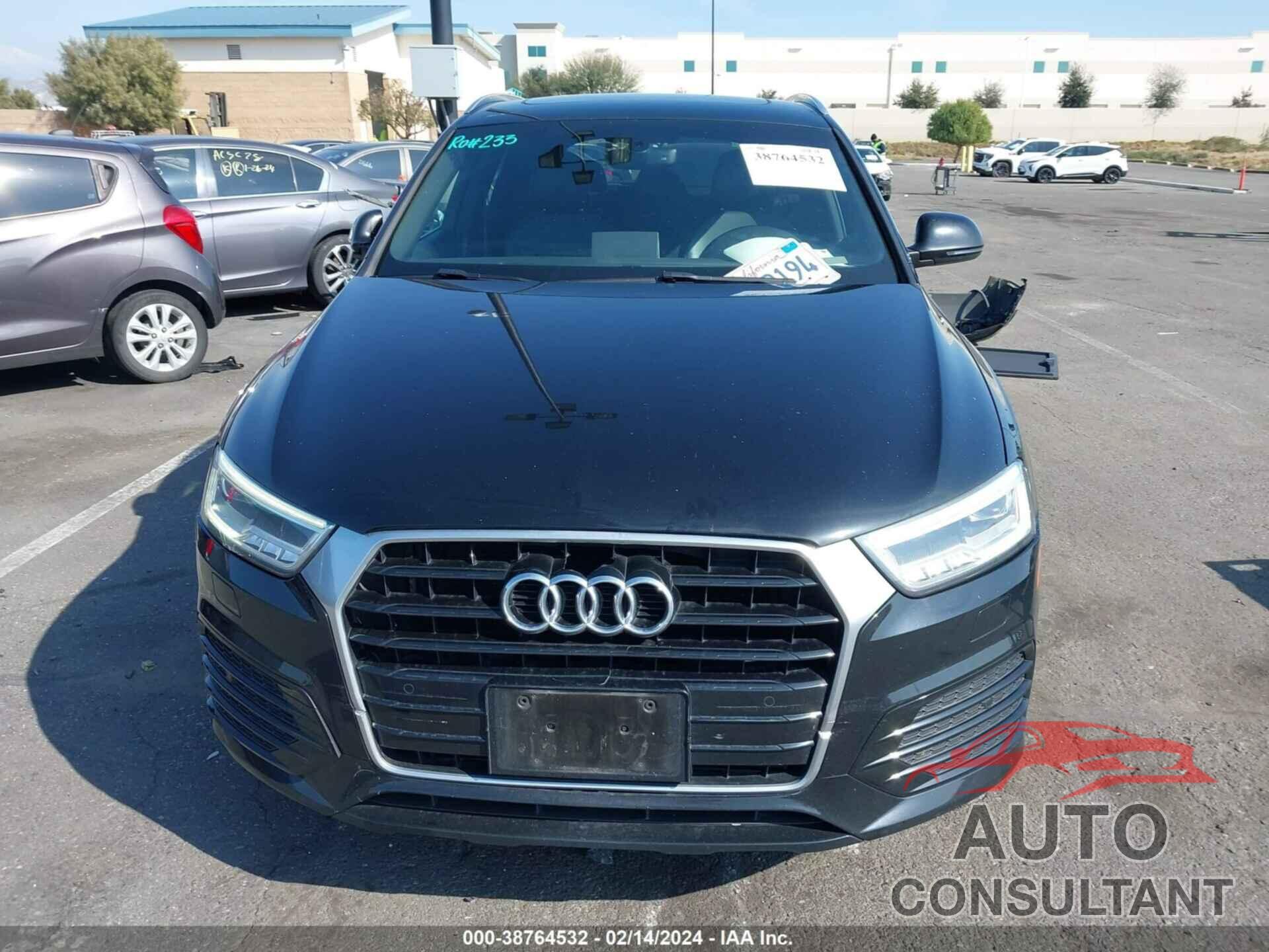 AUDI Q3 2018 - WA1HCCFS8JR017396