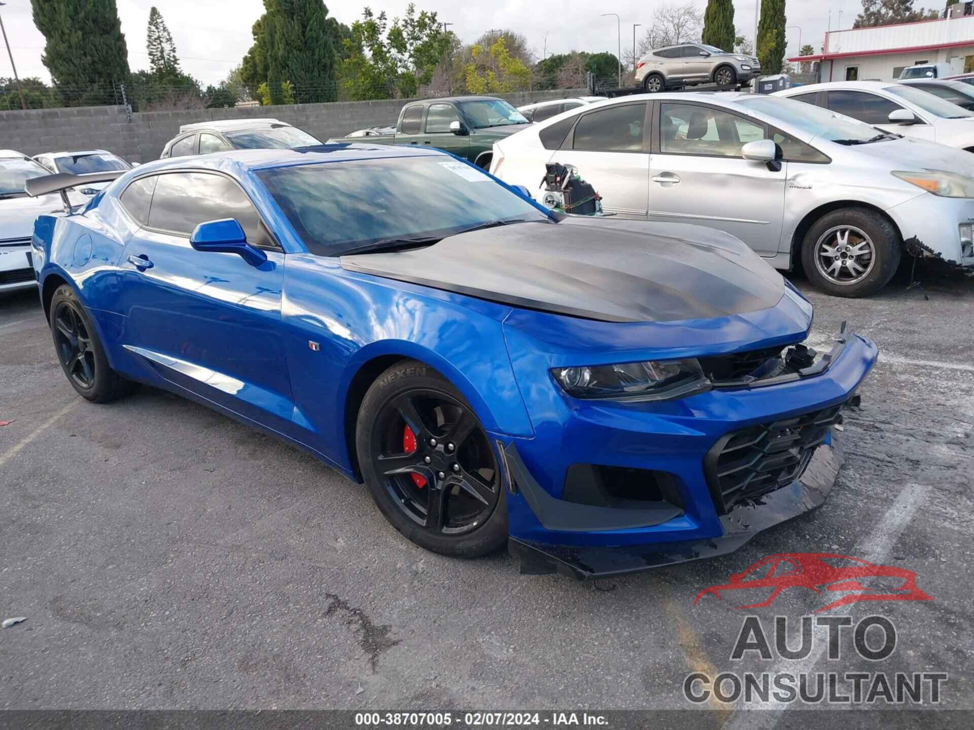 CHEVROLET CAMARO 2017 - 1G1FB1RX9H0130339