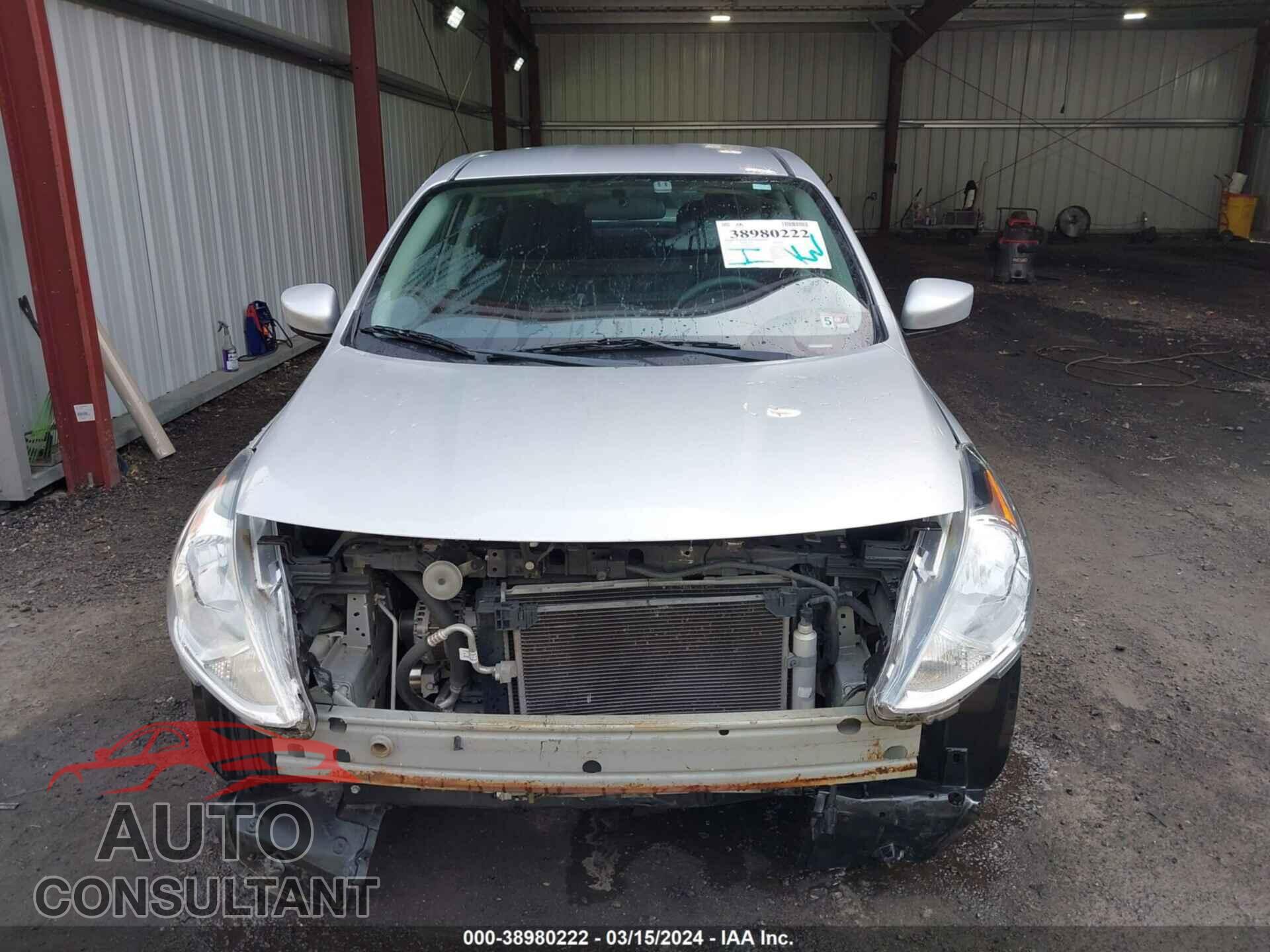 NISSAN VERSA 2017 - 3N1CN7AP3HL875755