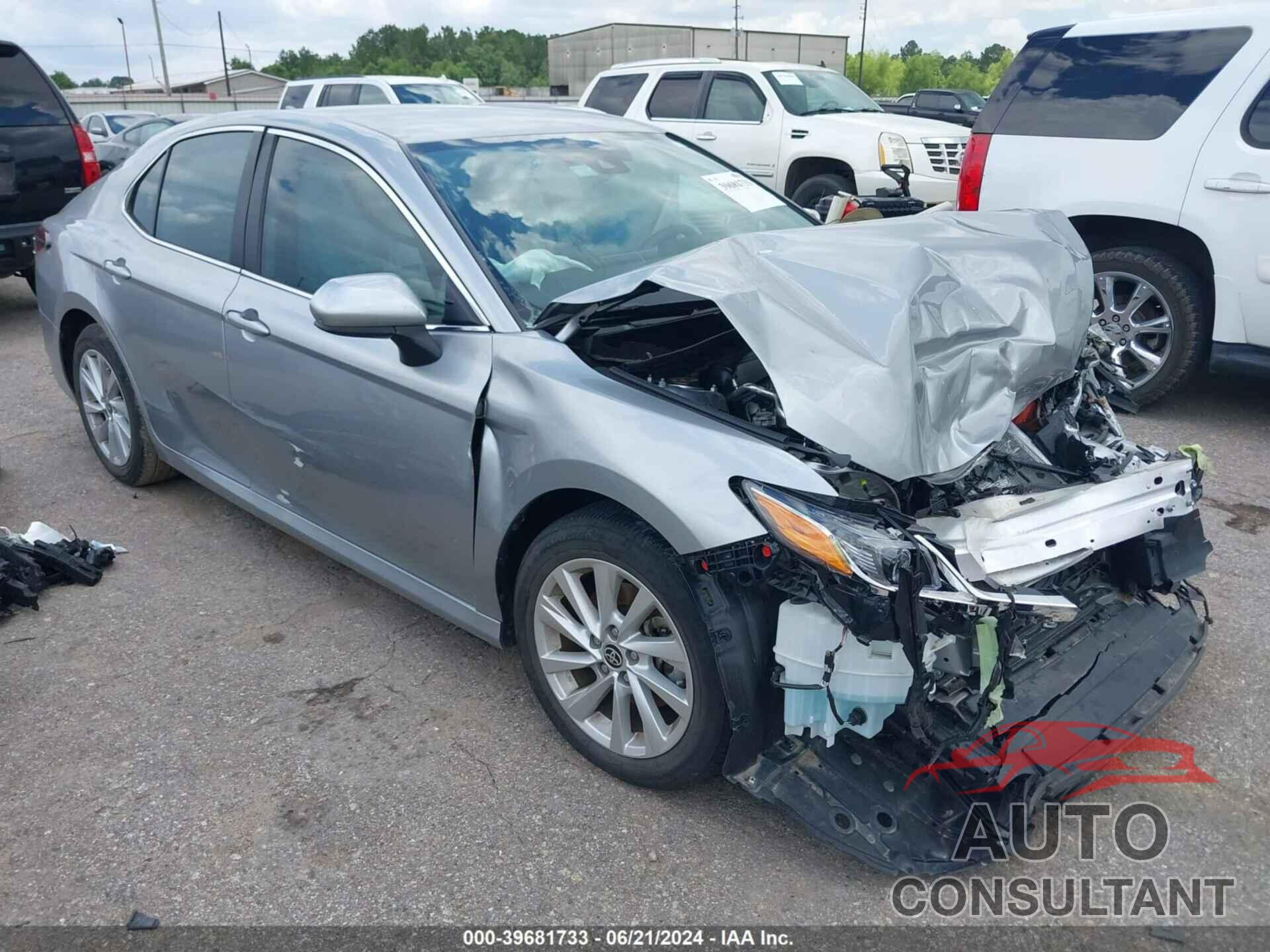 TOYOTA CAMRY 2021 - 4T1C11AK2MU534482