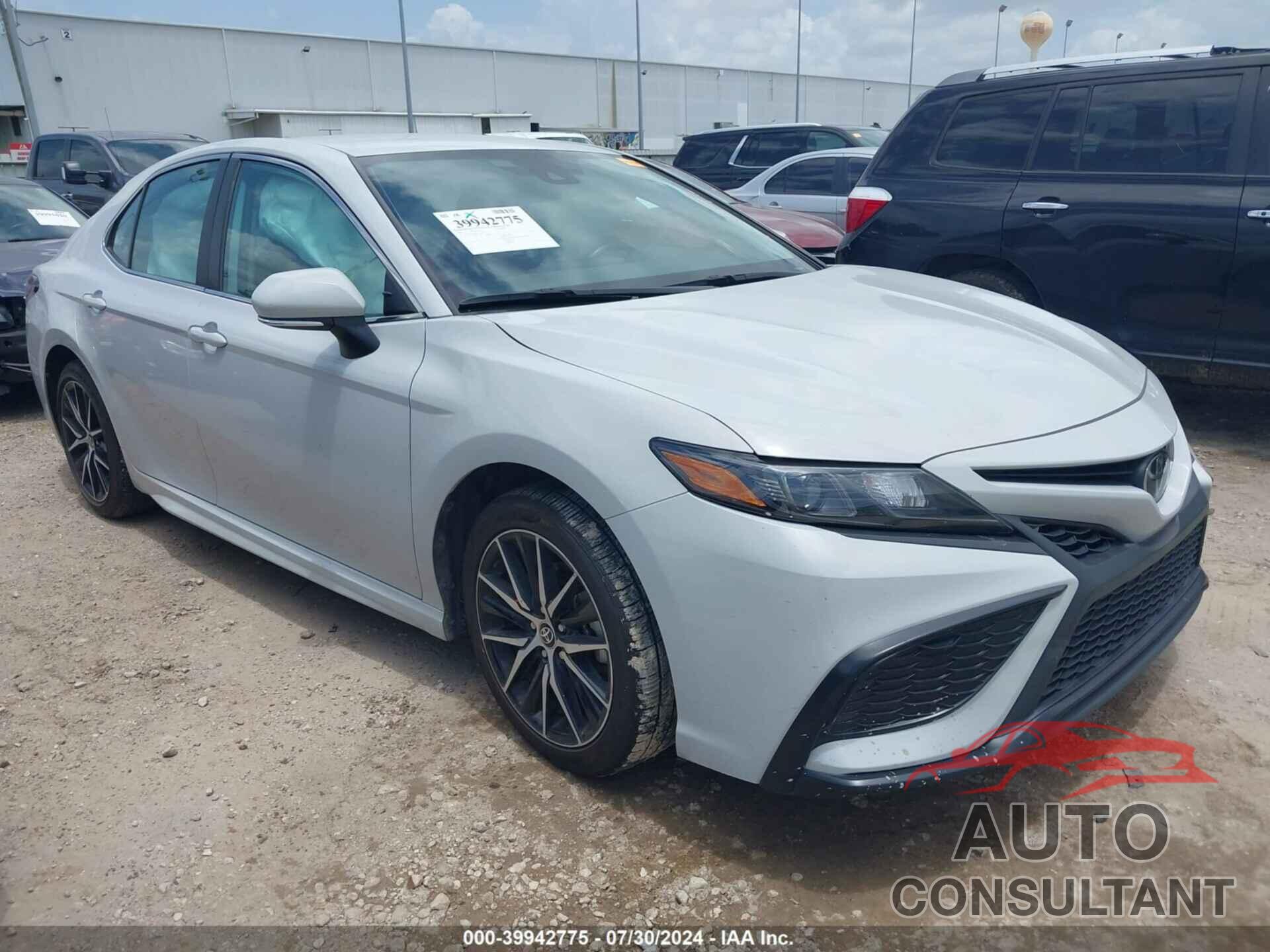 TOYOTA CAMRY 2023 - 4T1G11AK9PU111498