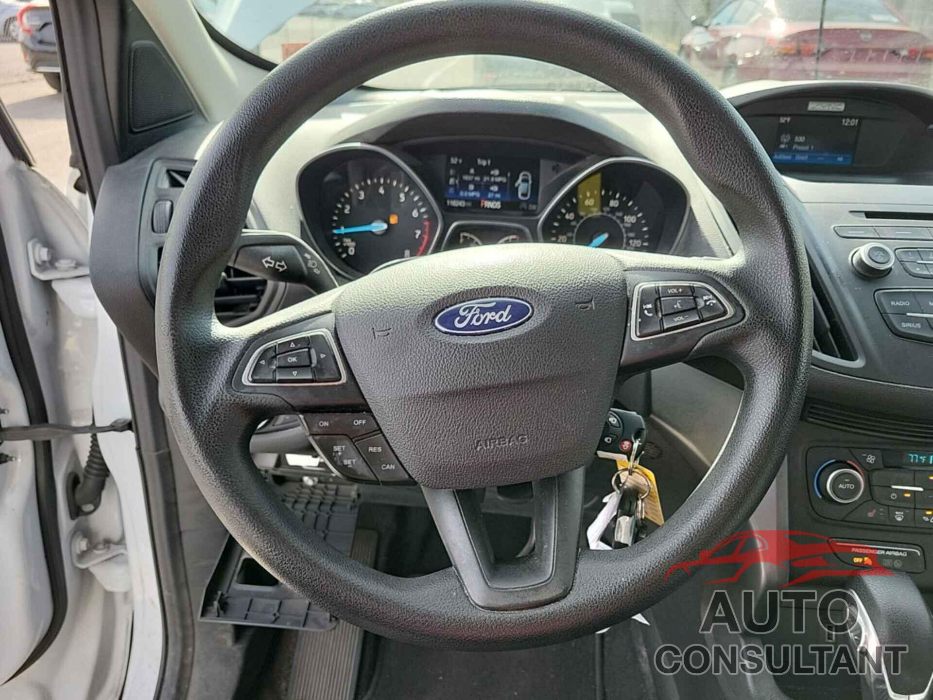 FORD ESCAPE 2018 - 1FMCU0GD9JUA75991