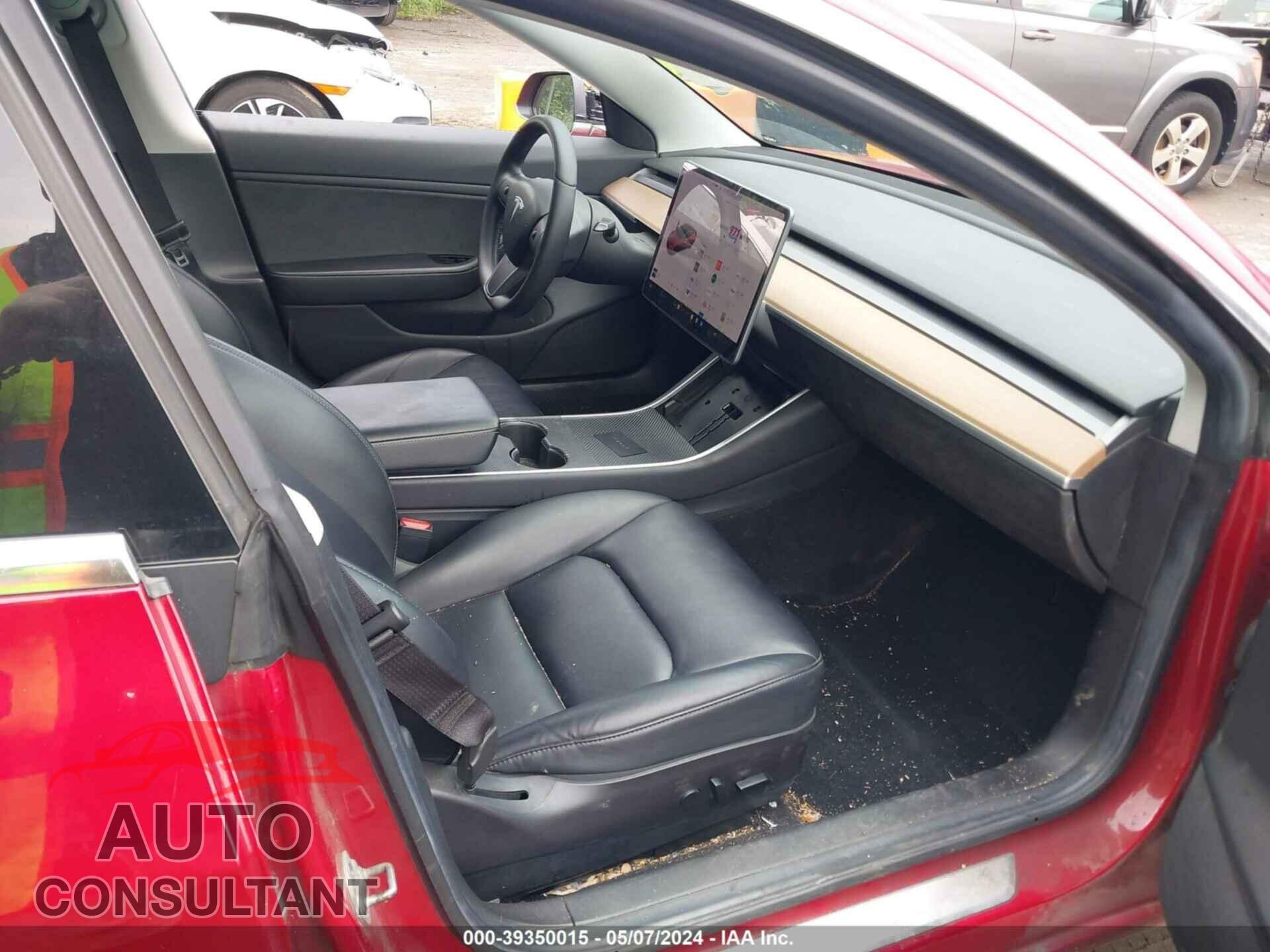 TESLA MODEL 3 2019 - 5YJ3E1EB9KF464827