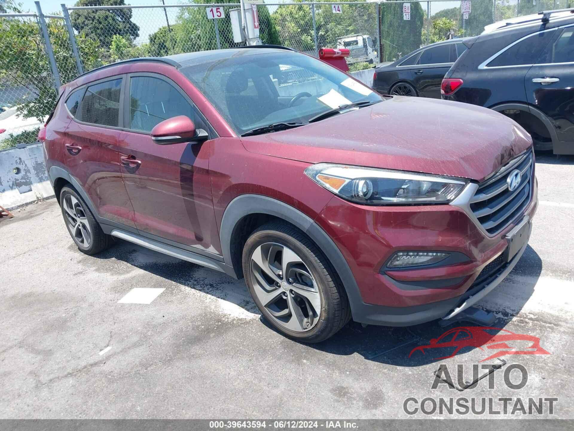 HYUNDAI TUCSON 2017 - KM8J33A27HU557677