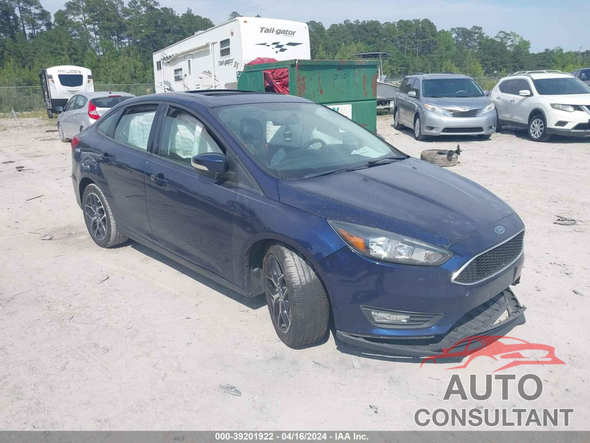 FORD FOCUS 2017 - 1FADP3H22HL241143