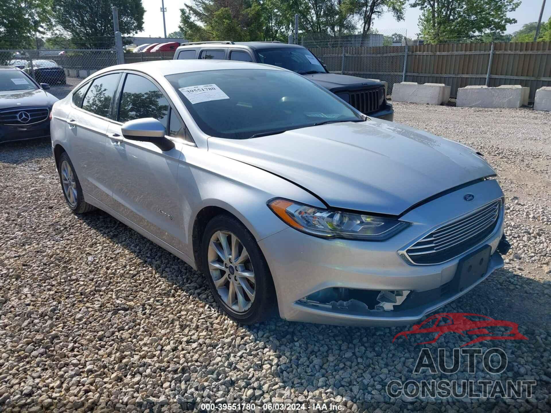 FORD FUSION HYBRID 2017 - 3FA6P0LU5HR381138