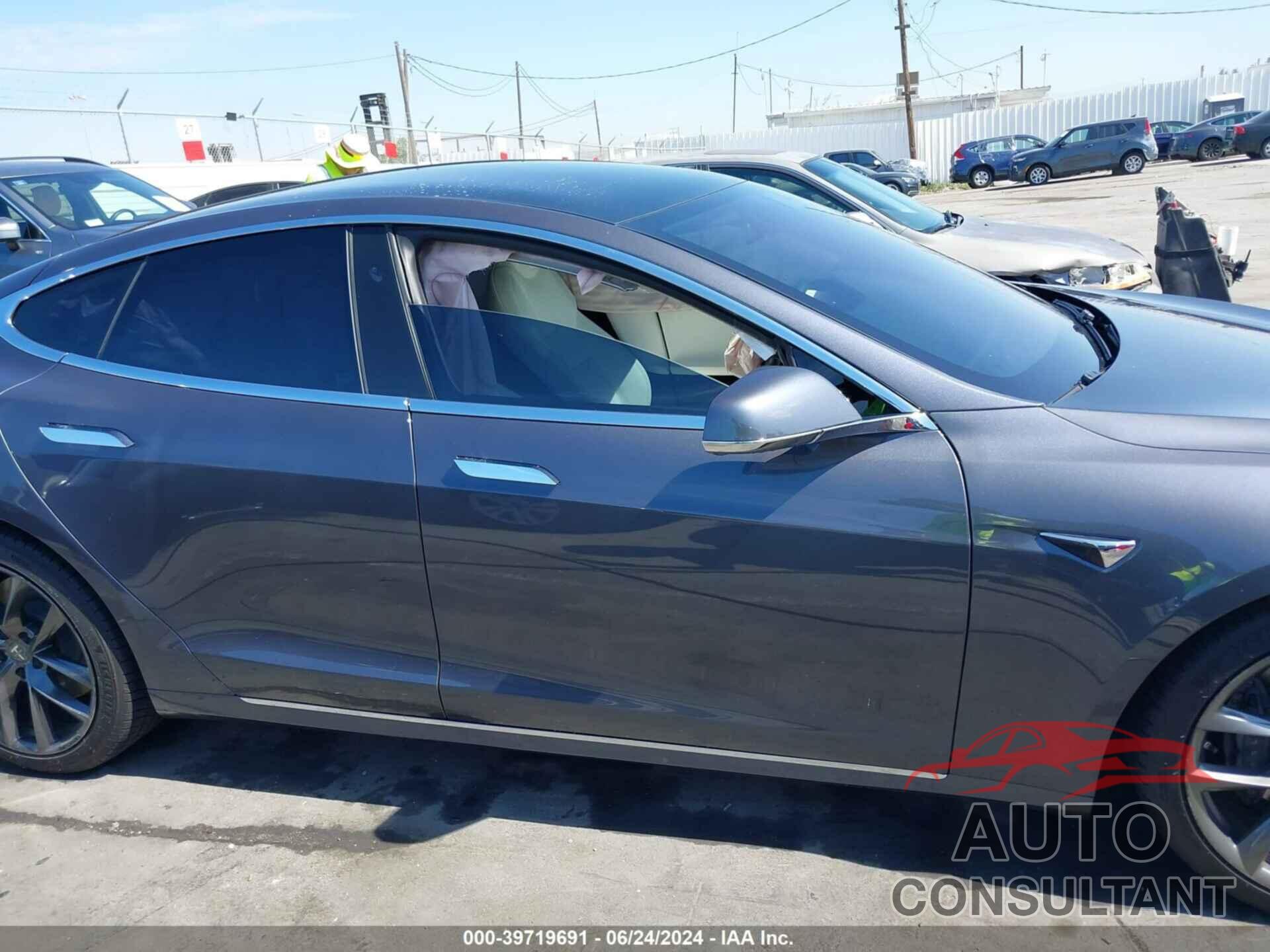 TESLA MODEL S 2021 - 5YJSA1E20MF425327