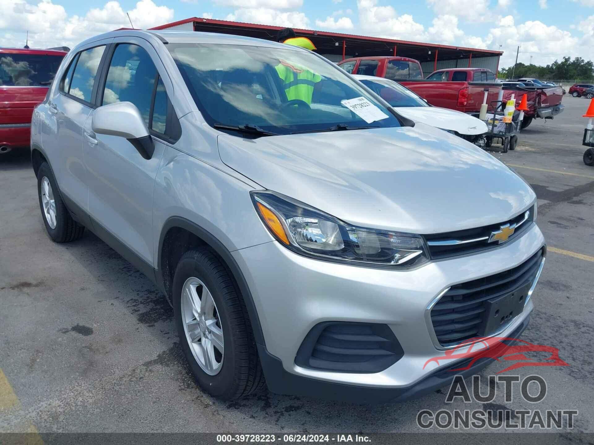 CHEVROLET TRAX 2019 - 3GNCJNSB6KL196769