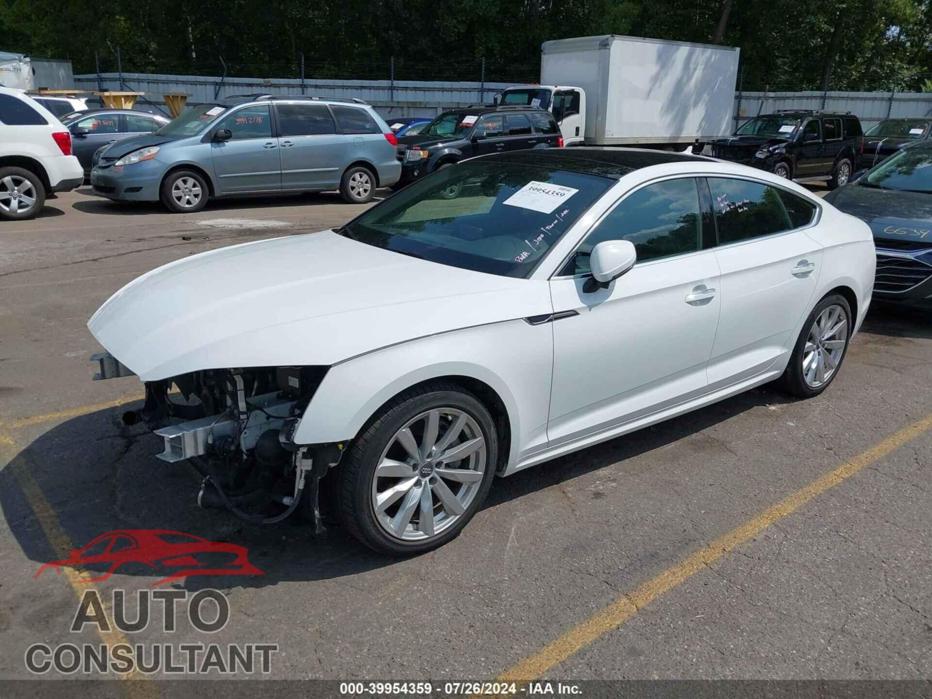 AUDI A5 2018 - WAUANCF56JA008736