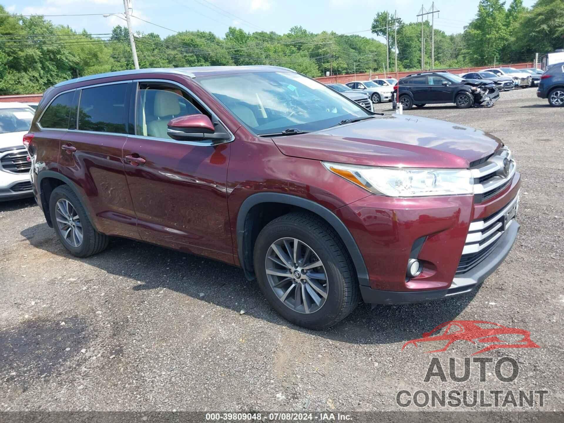 TOYOTA HIGHLANDER 2018 - 5TDJZRFH1JS854313