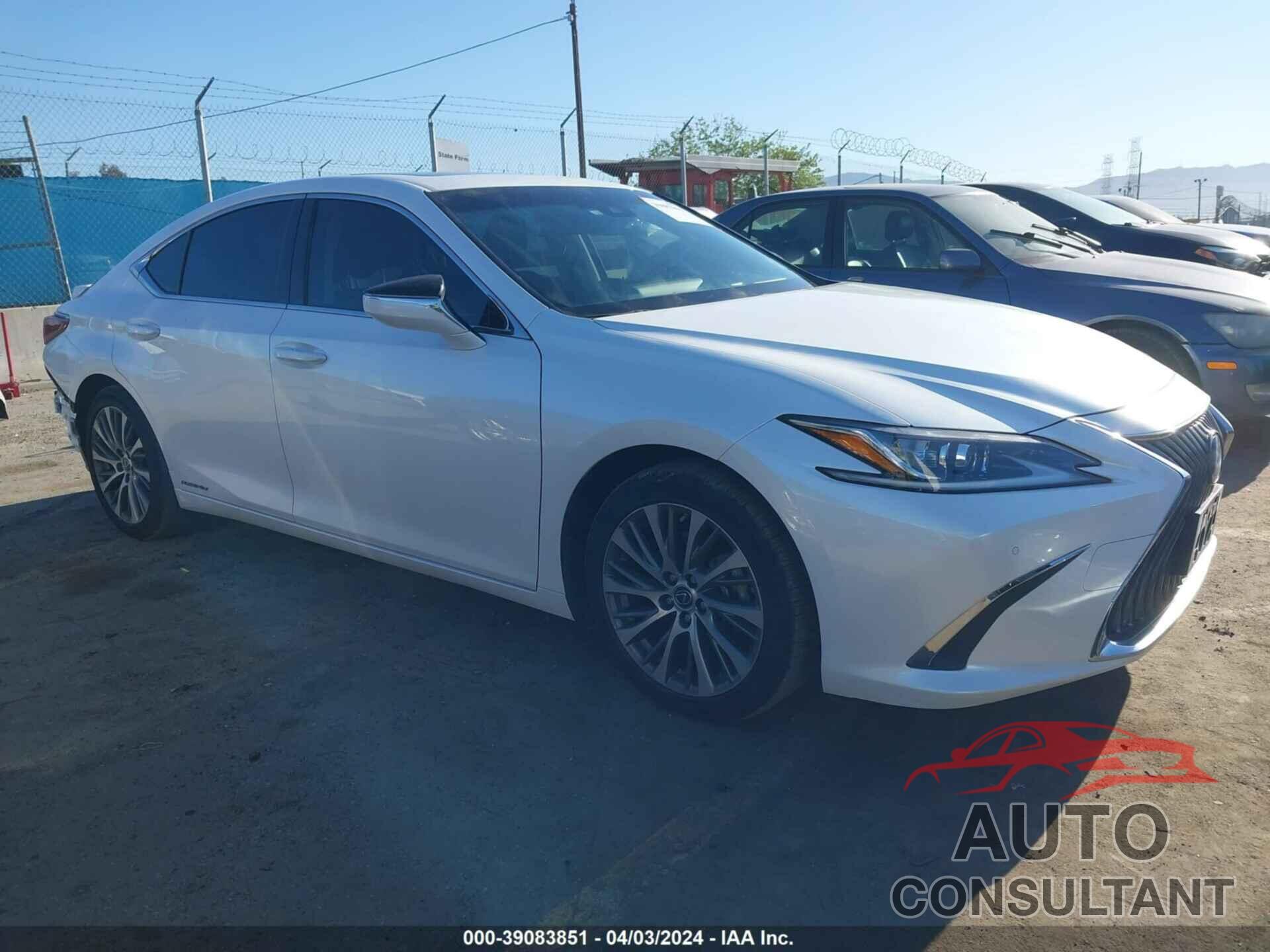 LEXUS ES 300H 2019 - JTHB21B19K2045278