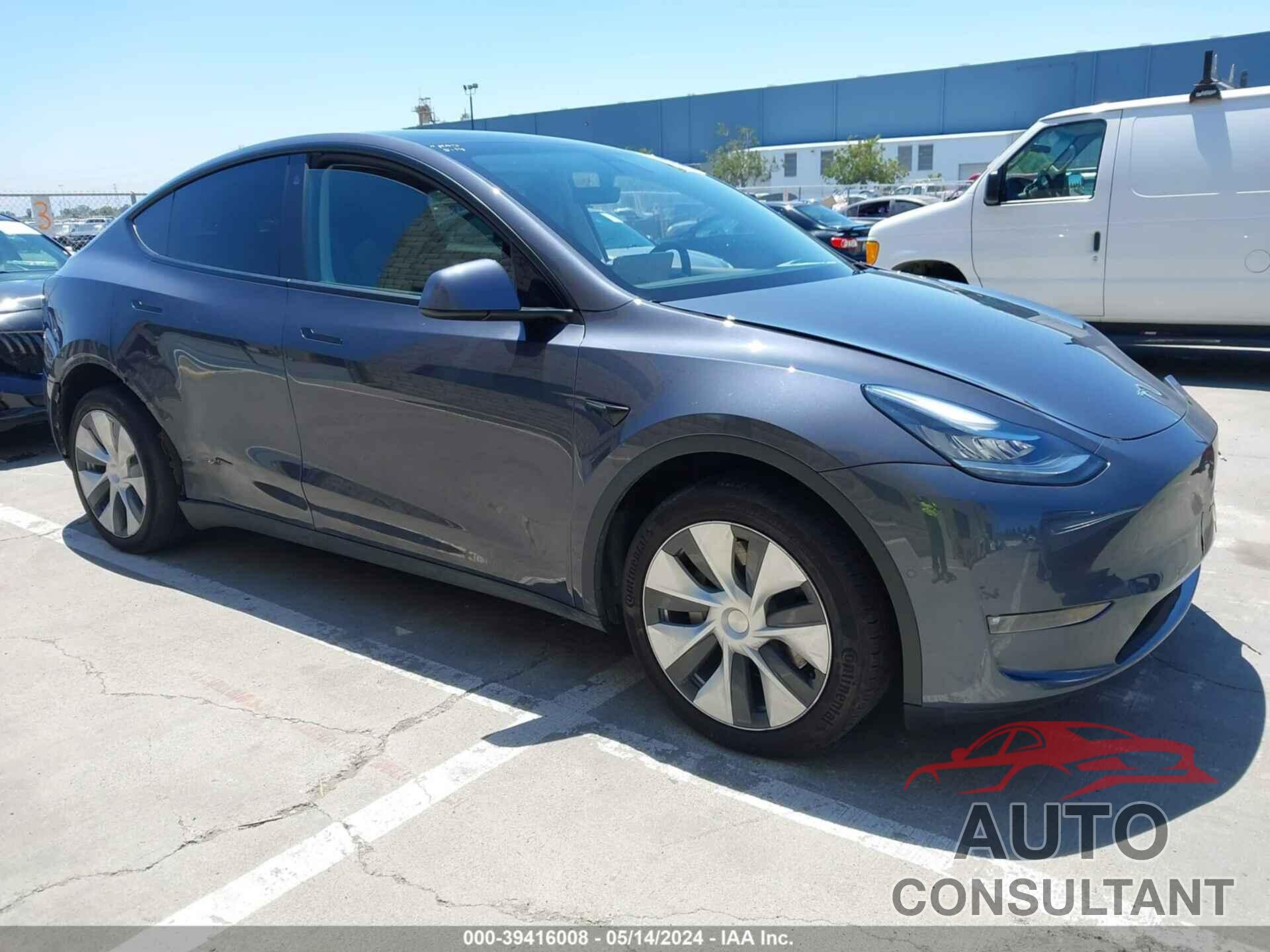 TESLA MODEL Y 2022 - 7SAYGDEE8NF318602