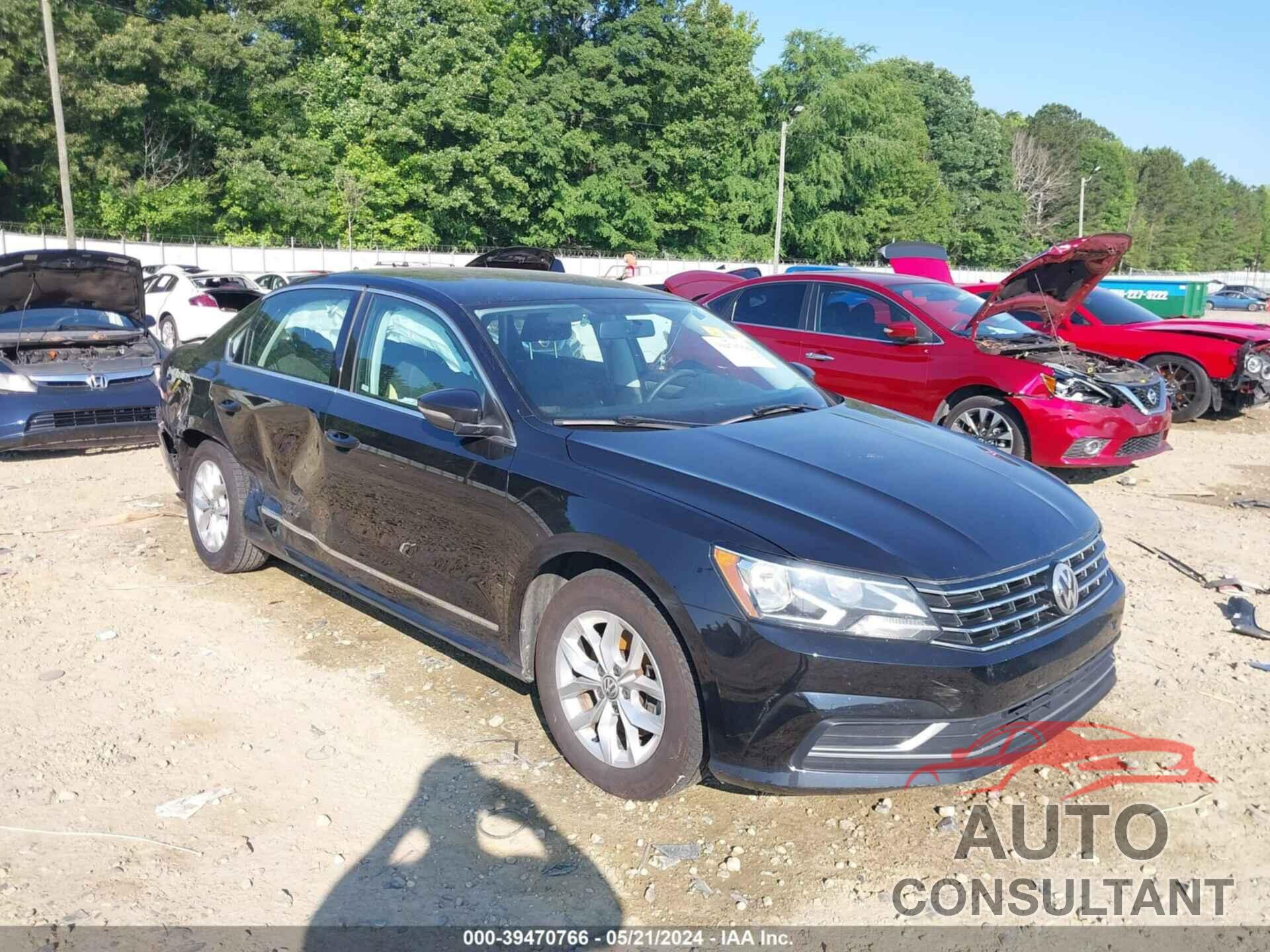 VOLKSWAGEN PASSAT 2017 - 1VWAT7A3XHC047833