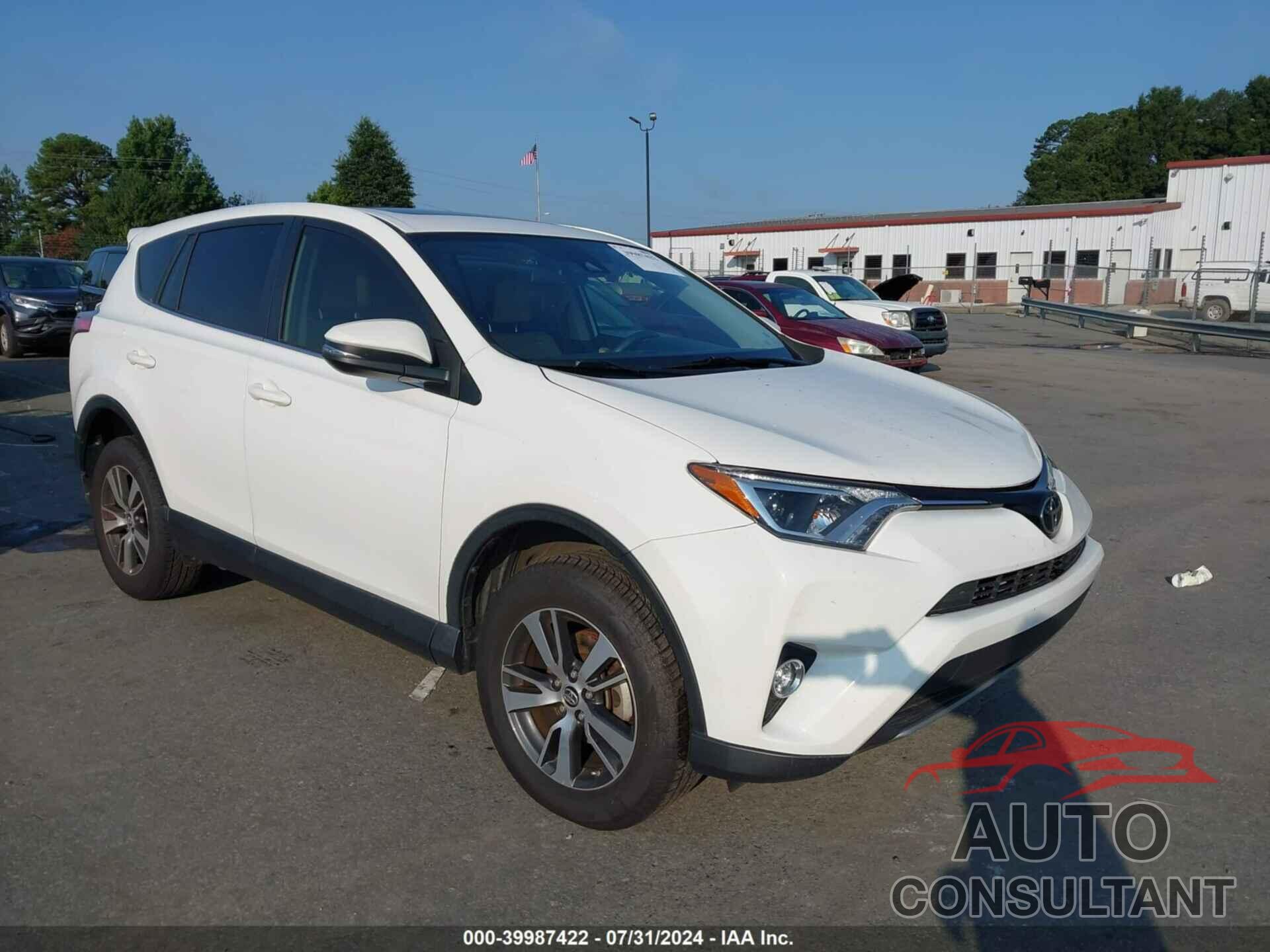 TOYOTA RAV4 2018 - JTMWFREV2JJ209303