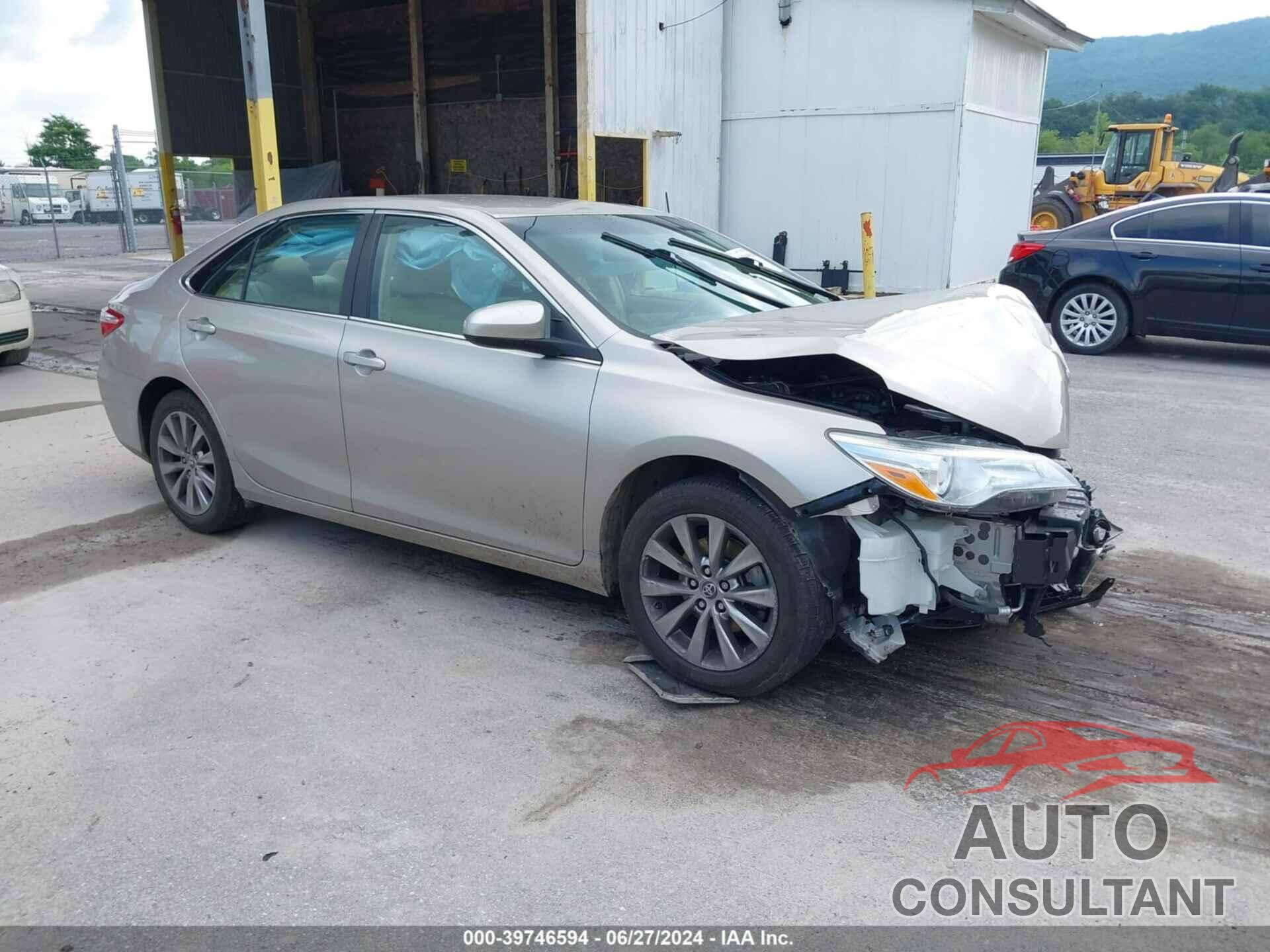 TOYOTA CAMRY 2016 - 4T4BF1FK1GR532321