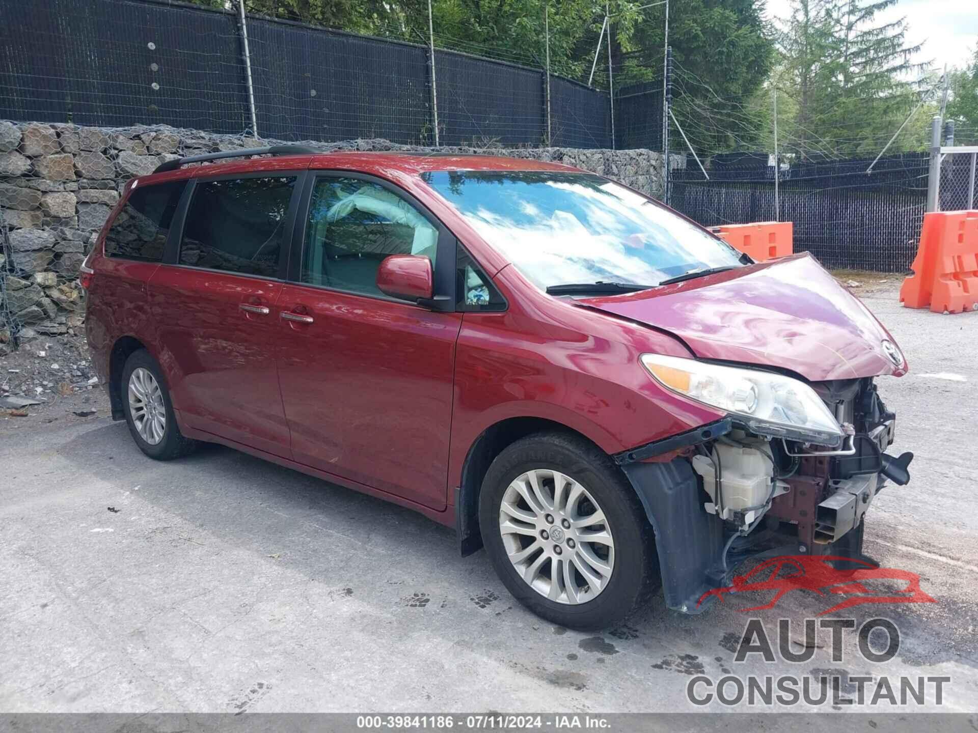 TOYOTA SIENNA 2017 - 5TDYZ3DC0HS818724