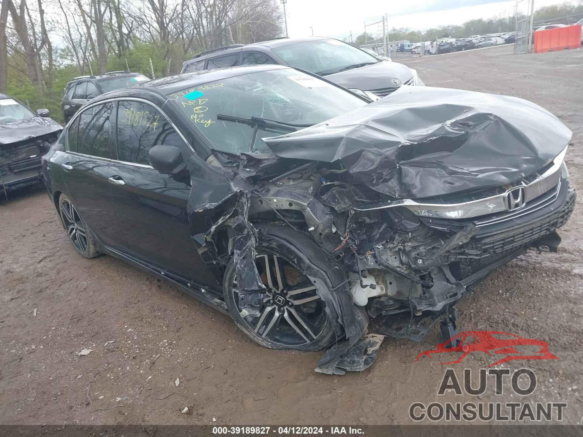 HONDA ACCORD 2017 - 1HGCR3F9XHA040104