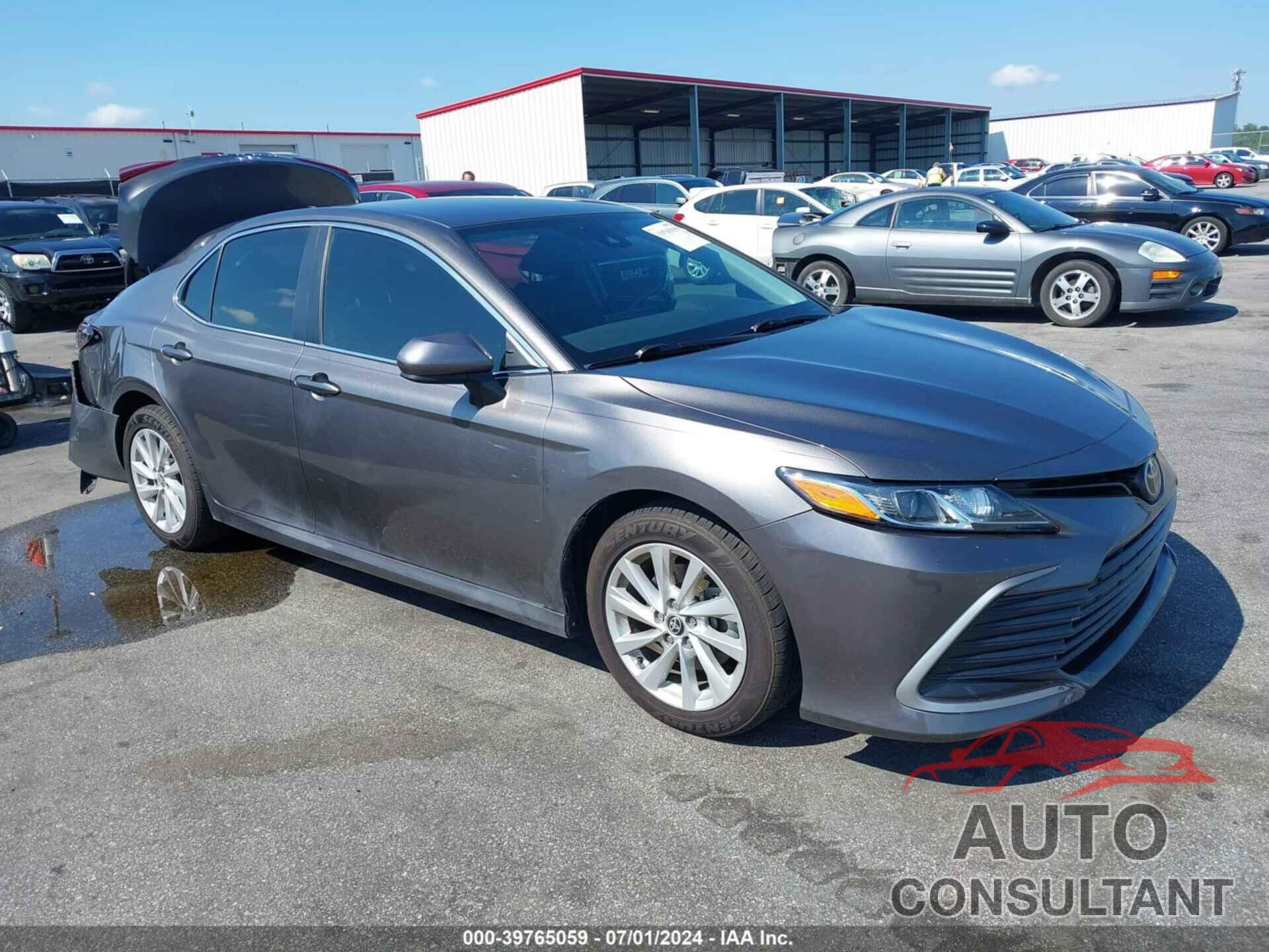 TOYOTA CAMRY 2021 - 4T1C11AK3MU549668