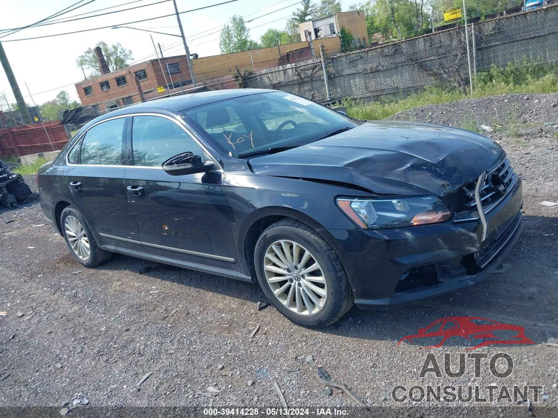 VOLKSWAGEN PASSAT 2017 - 1VWBT7A33HC086042