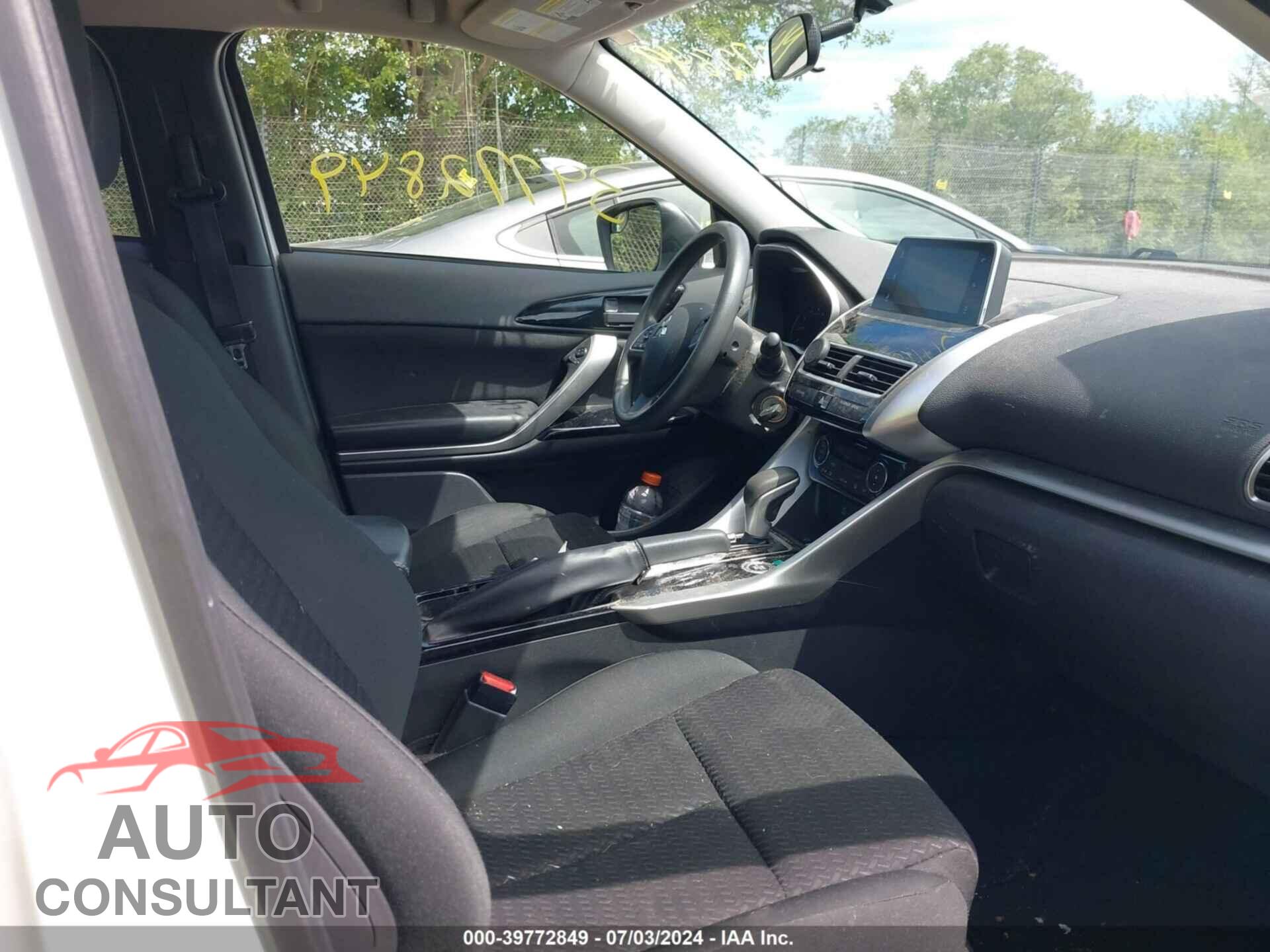 MITSUBISHI ECLIPSE CROSS 2019 - JA4AT4AA7KZ022015