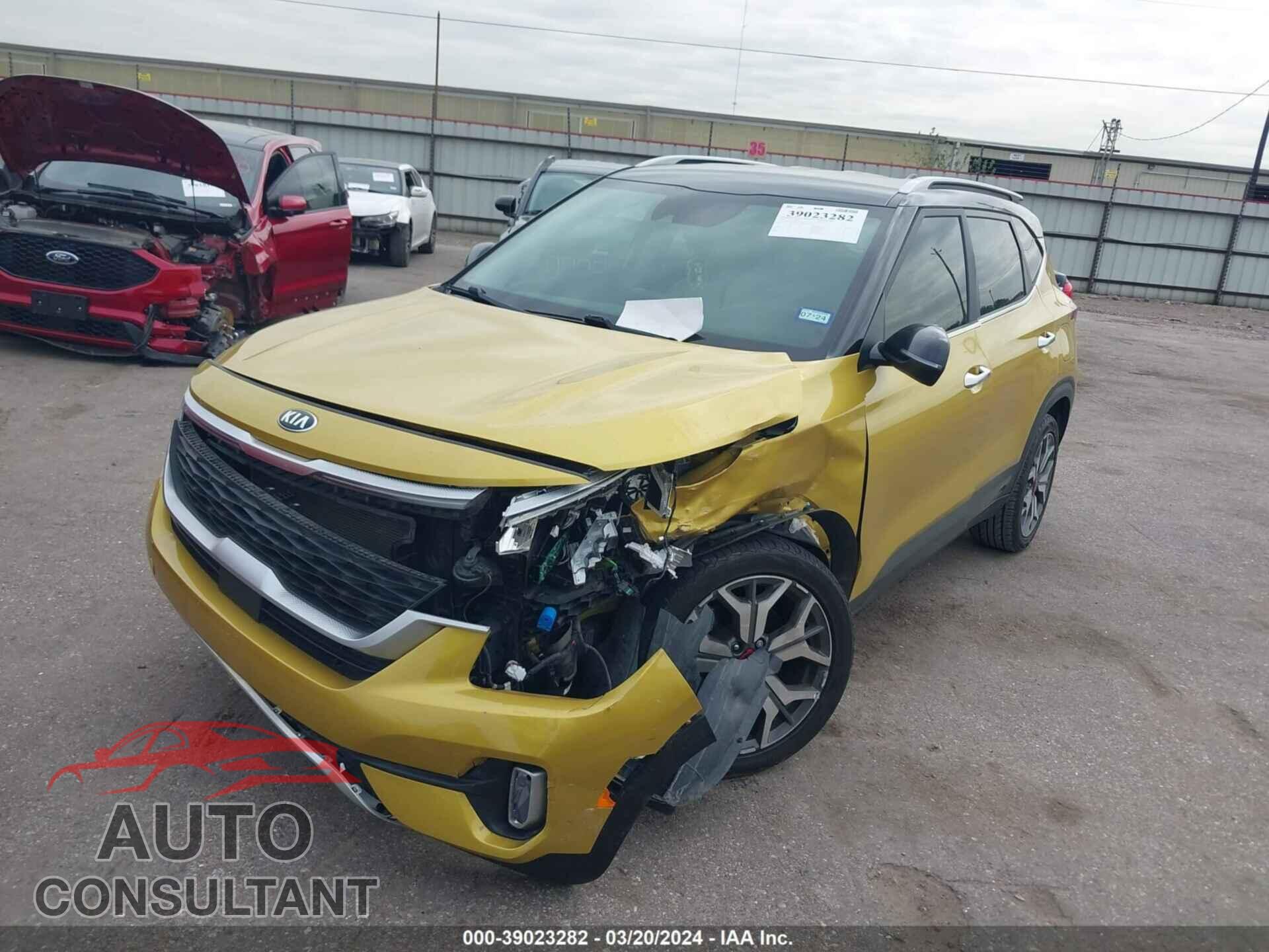 KIA SELTOS 2021 - KNDETCA29M7098733