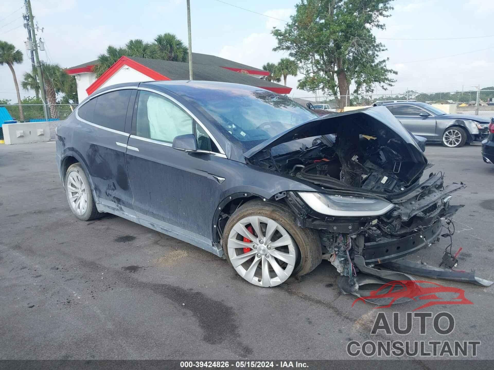 TESLA MODEL X 2019 - 5YJXCBE45KF180397