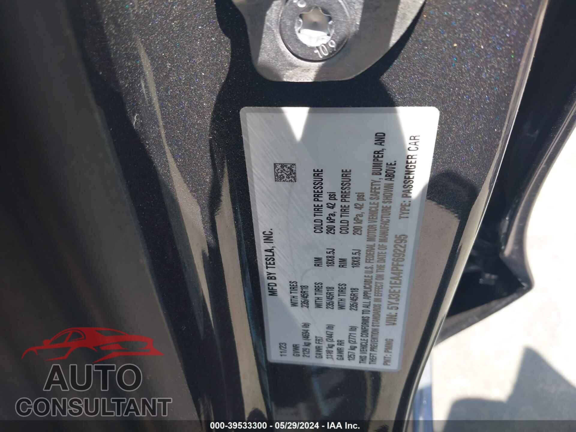 TESLA MODEL 3 2023 - 5YJ3E1EA4PF692295