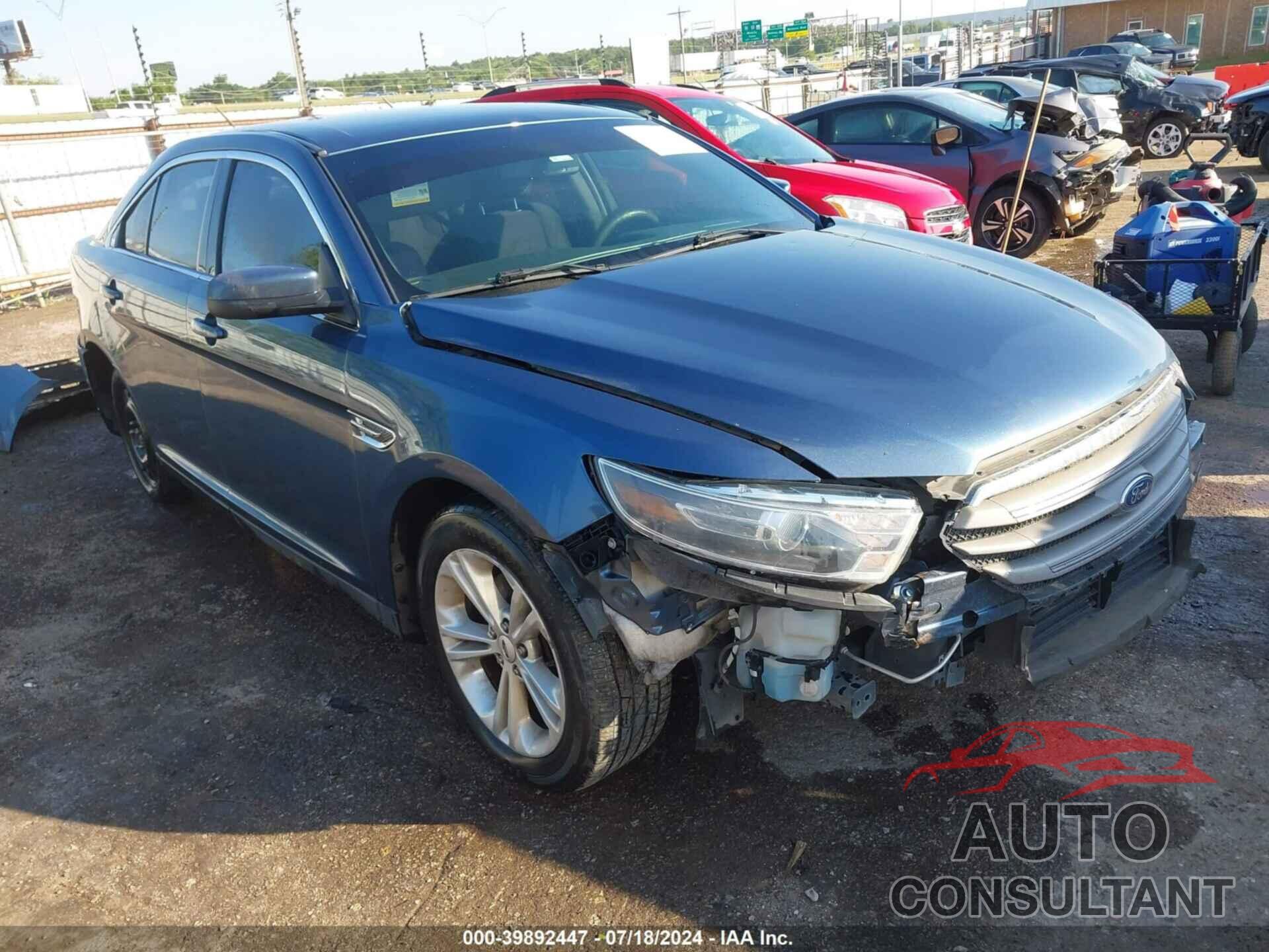 FORD TAURUS 2018 - 1FAHP2E84JG119922