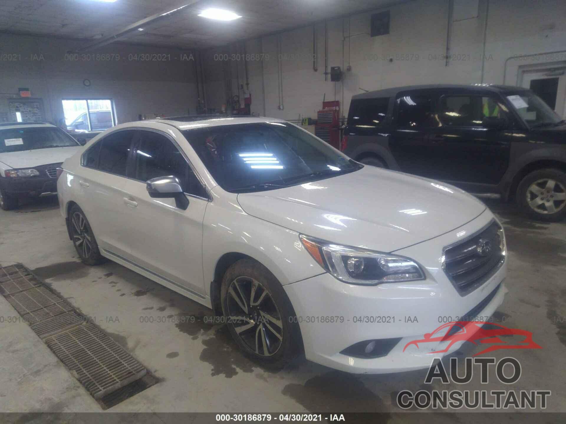 SUBARU LEGACY 2017 - 4S3BNAR67H3021378