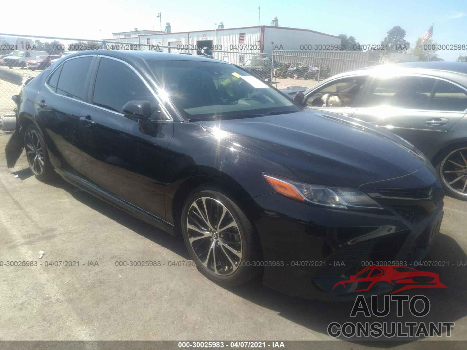 TOYOTA CAMRY 2018 - JTNB11HK7J3006102
