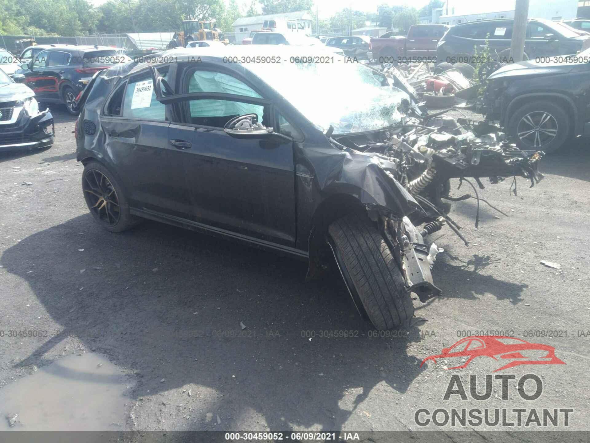 VOLKSWAGEN GOLF R 2016 - WVWUF7AU1GW093600