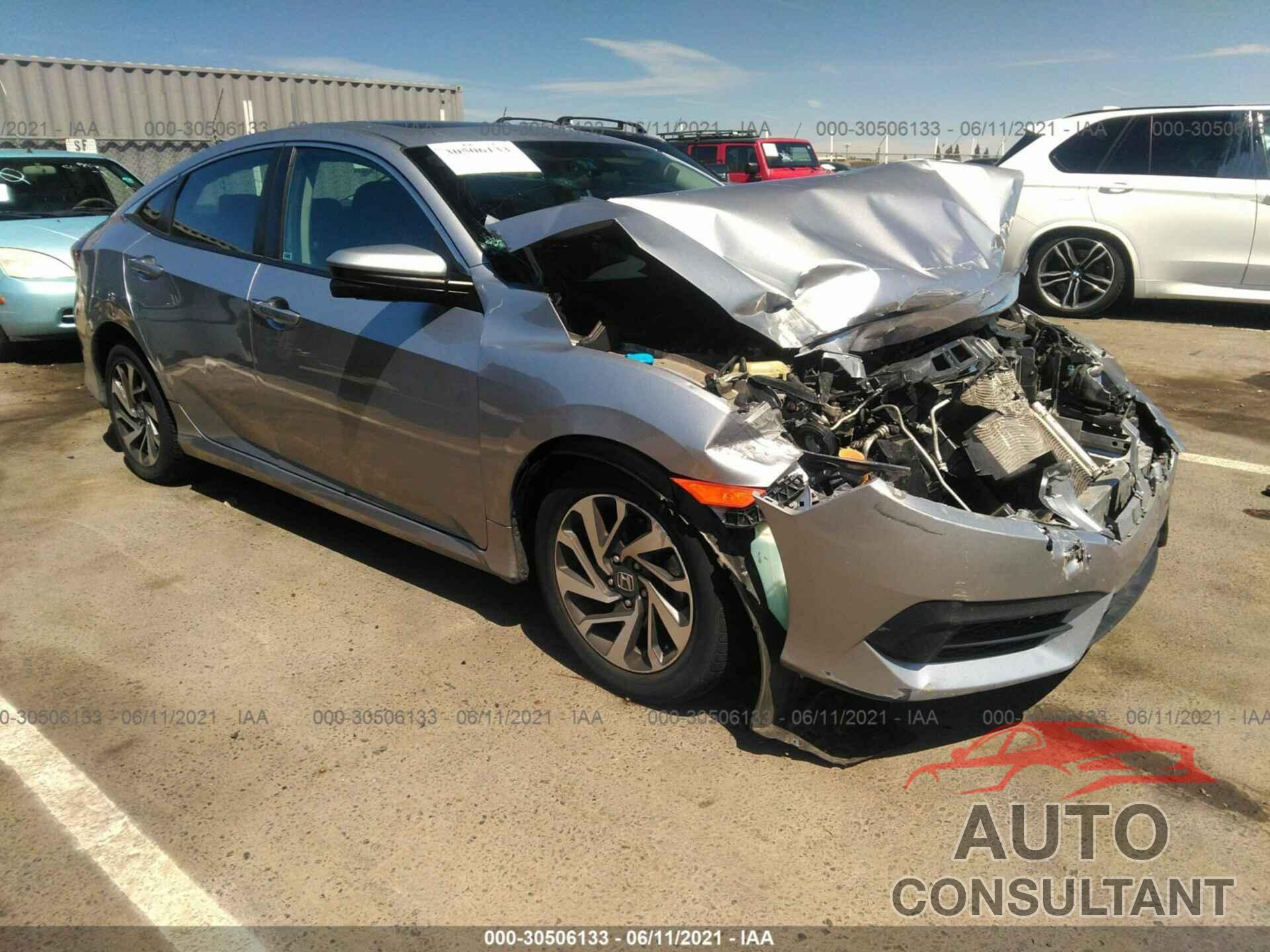 HONDA CIVIC SEDAN 2017 - 19XFC2F77HE216108