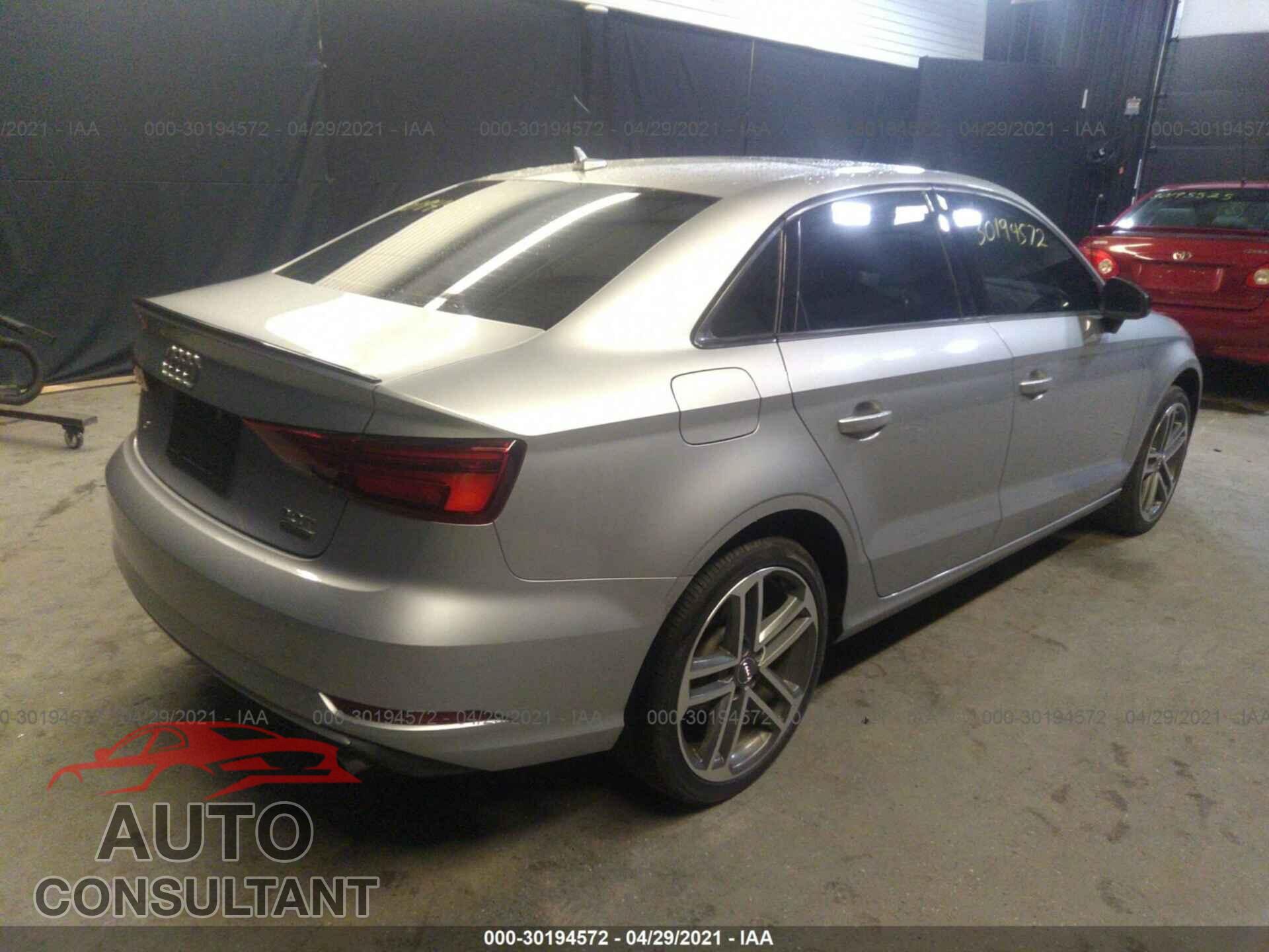 AUDI A3 SEDAN 2017 - WAUB8GFF2H1009727