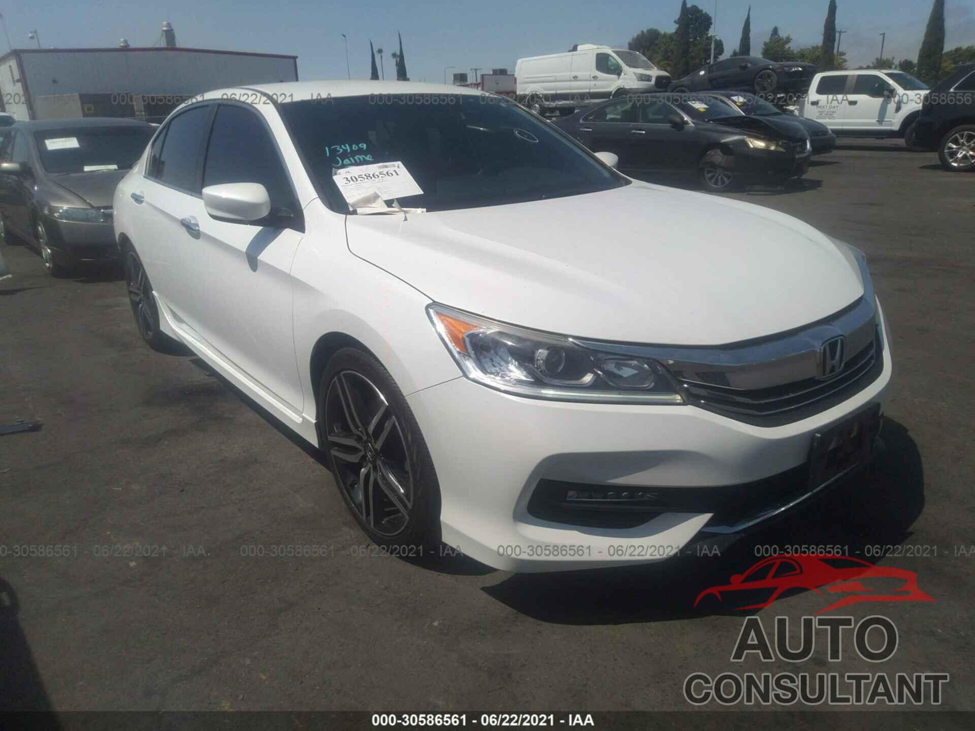 HONDA ACCORD SEDAN 2017 - 1HGCR2F52HA265222