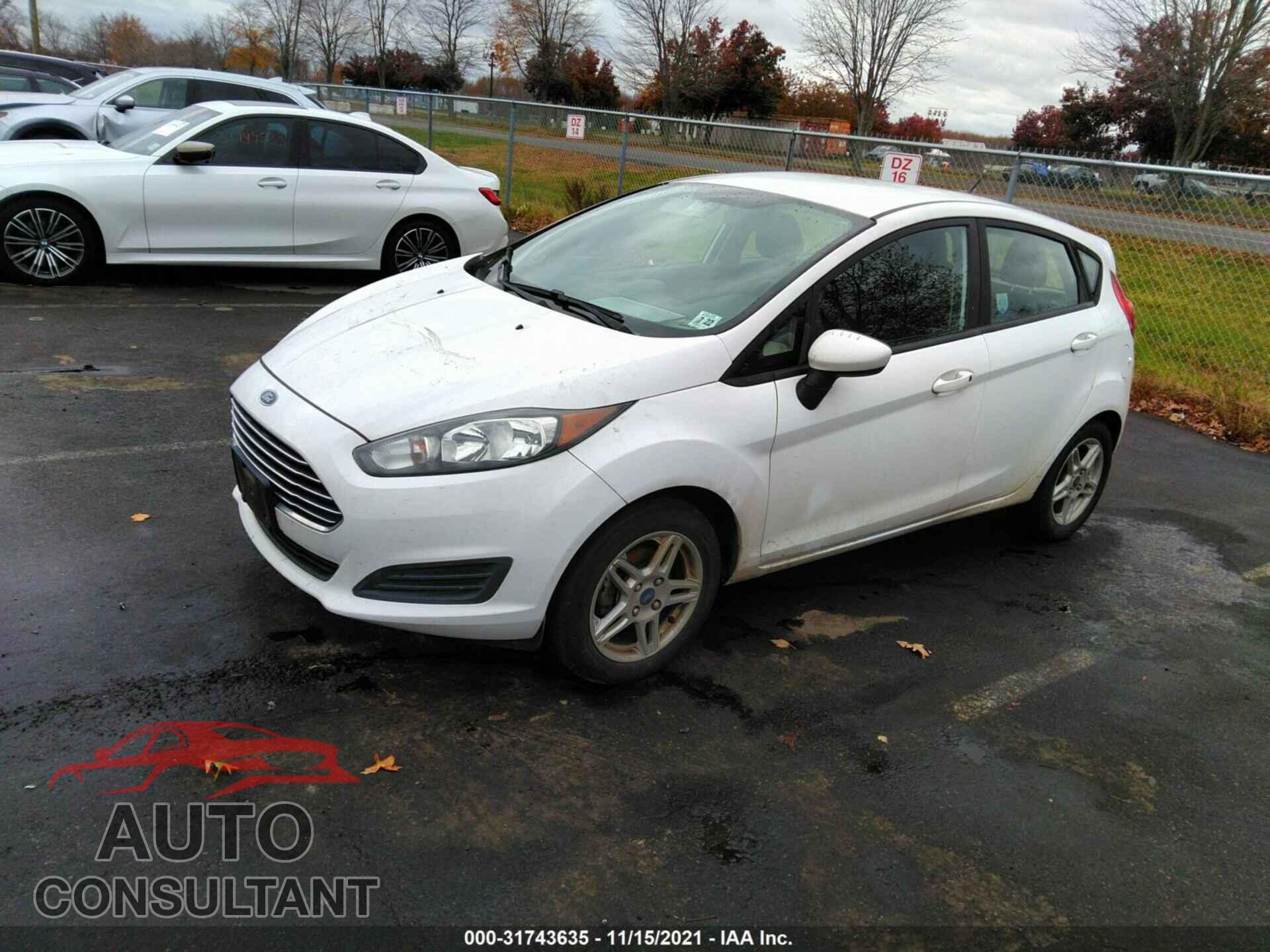 FORD FIESTA 2017 - 3FADP4EJ8HM104904