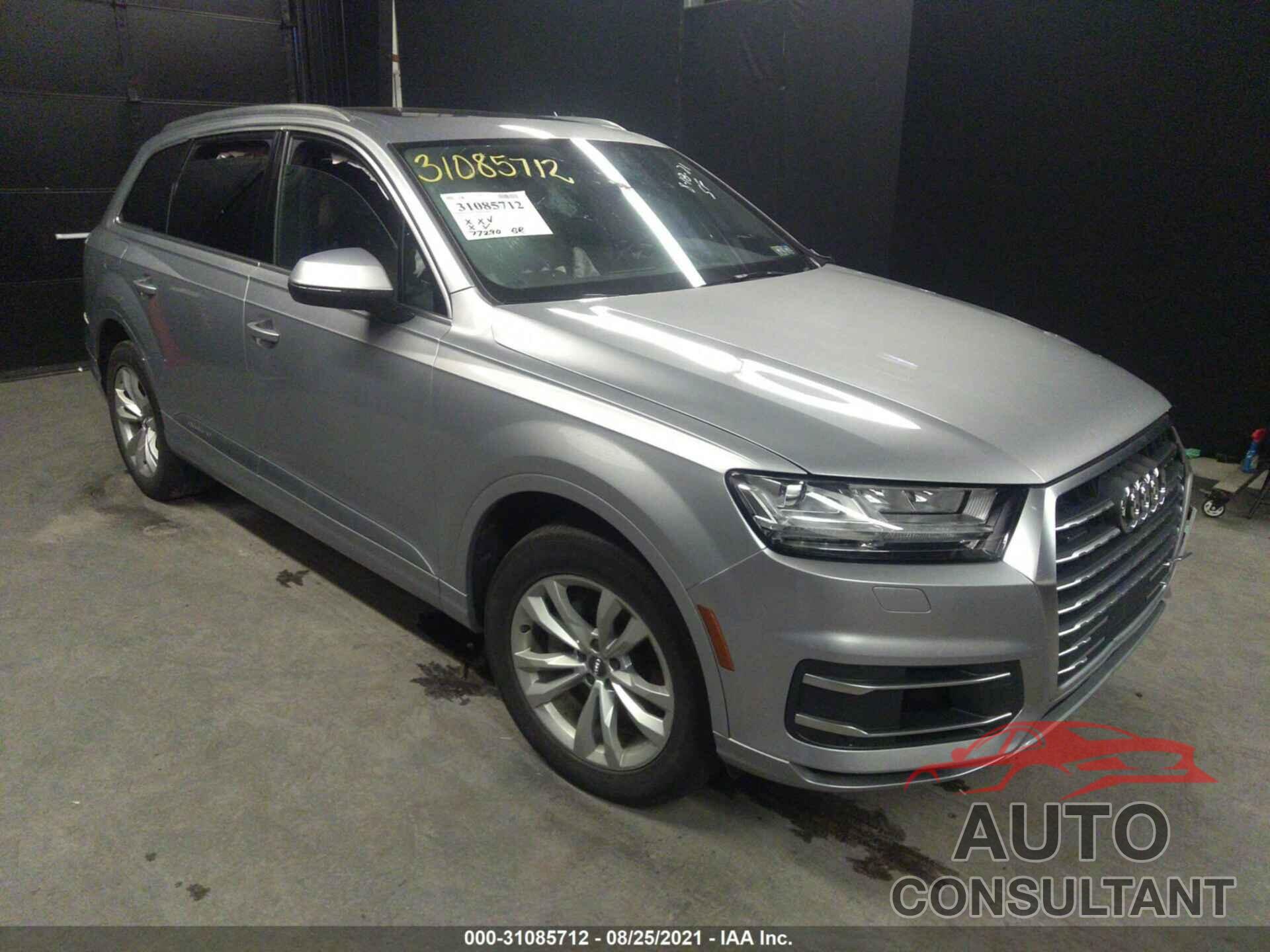 AUDI Q7 2018 - WA1LAAF70JD043603