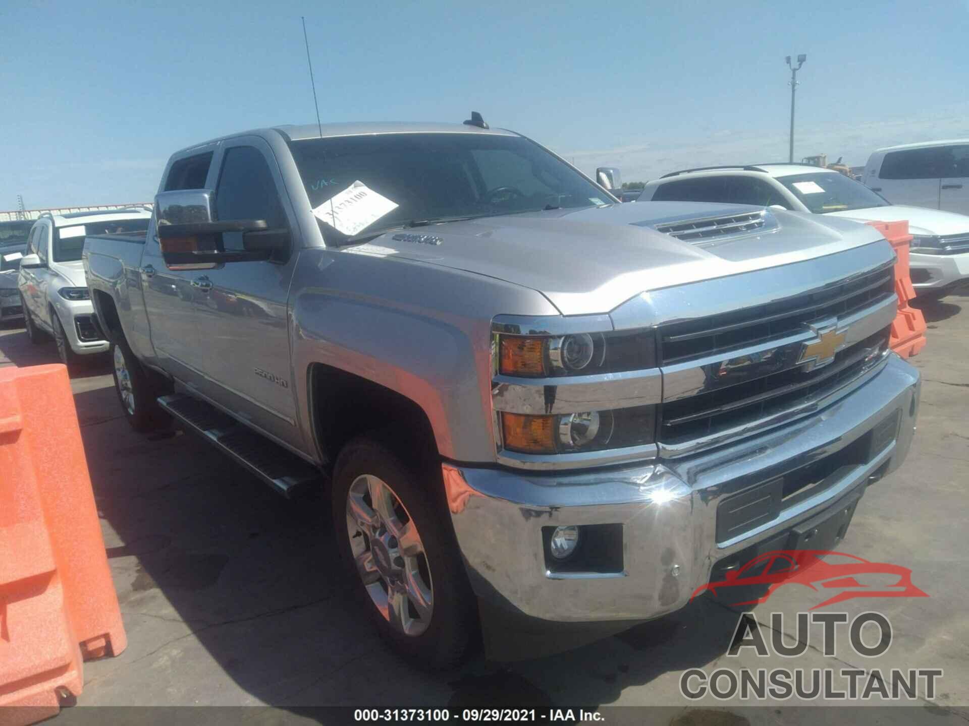 CHEVROLET SILVERADO 2500HD 2018 - 1GC1KWEY9JF287305