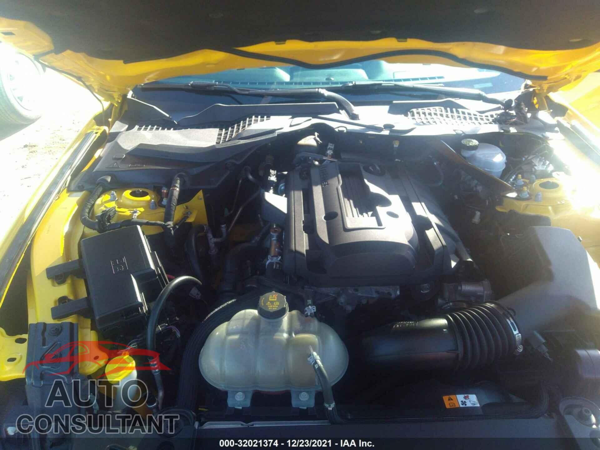 FORD MUSTANG 2017 - 1FATP8UH2H5267619