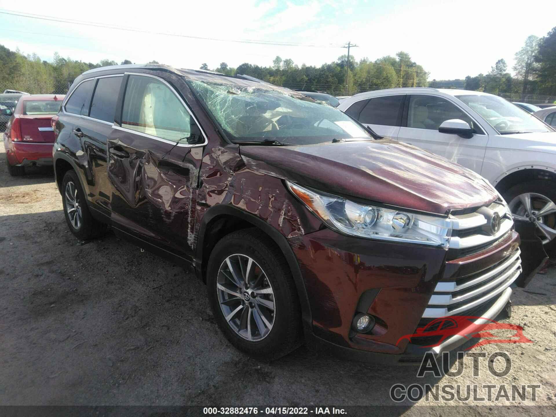 TOYOTA HIGHLANDER 2019 - 5TDKZRFH0KS342225