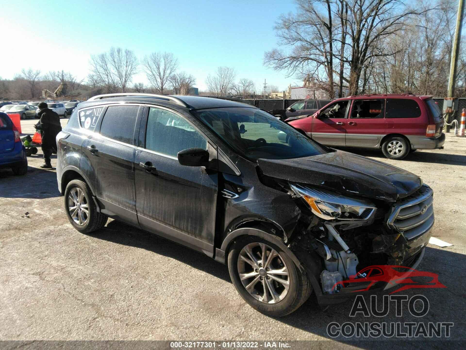 FORD ESCAPE 2017 - 1FMCU0GD9HUD20007