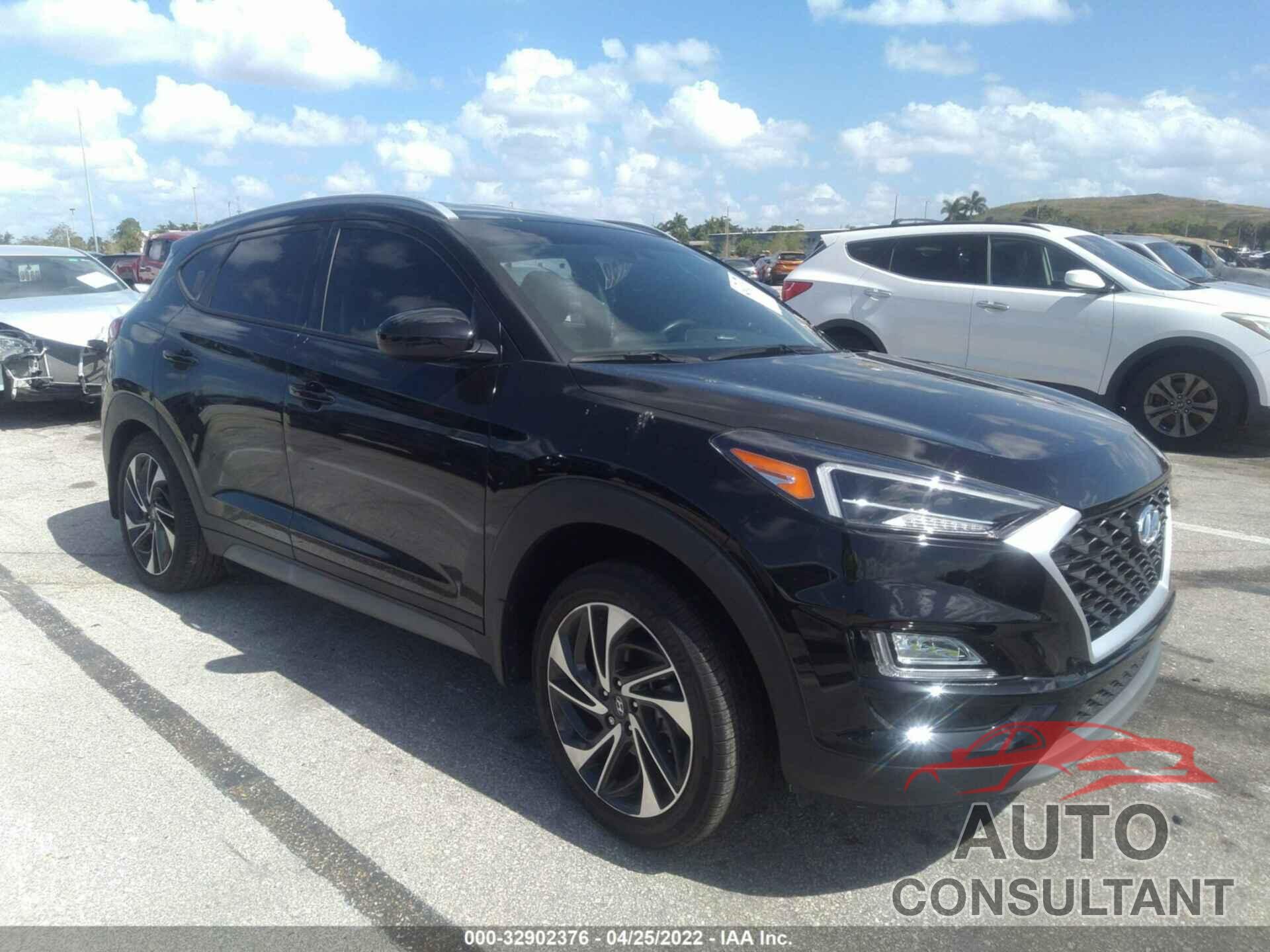 HYUNDAI TUCSON 2021 - KM8J33AL4MU306294