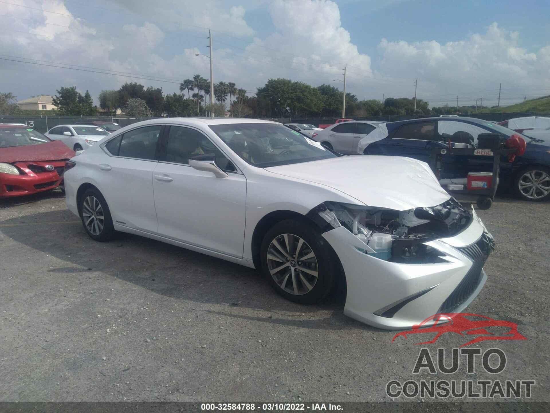 LEXUS ES 2020 - 58AD21B16LU011688