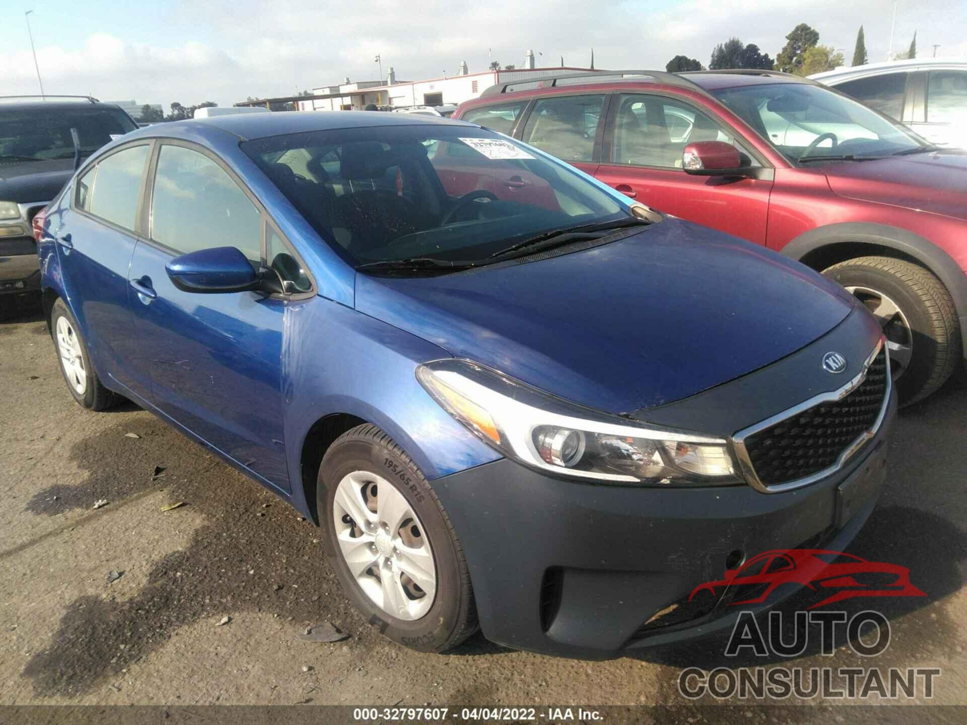 KIA FORTE 2018 - 3KPFK4A74JE169440