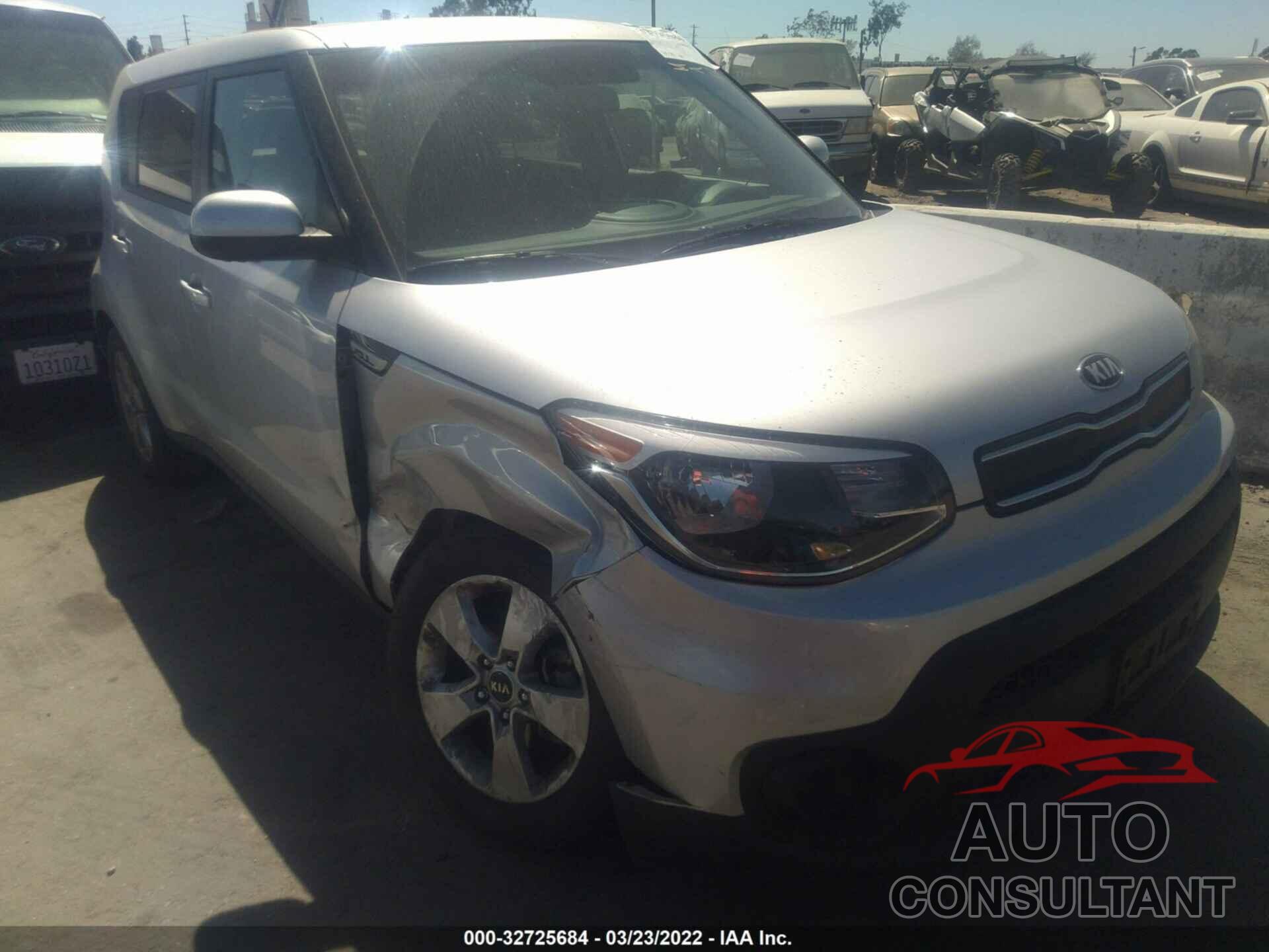 KIA SOUL 2018 - KNDJN2A2XJ7542099