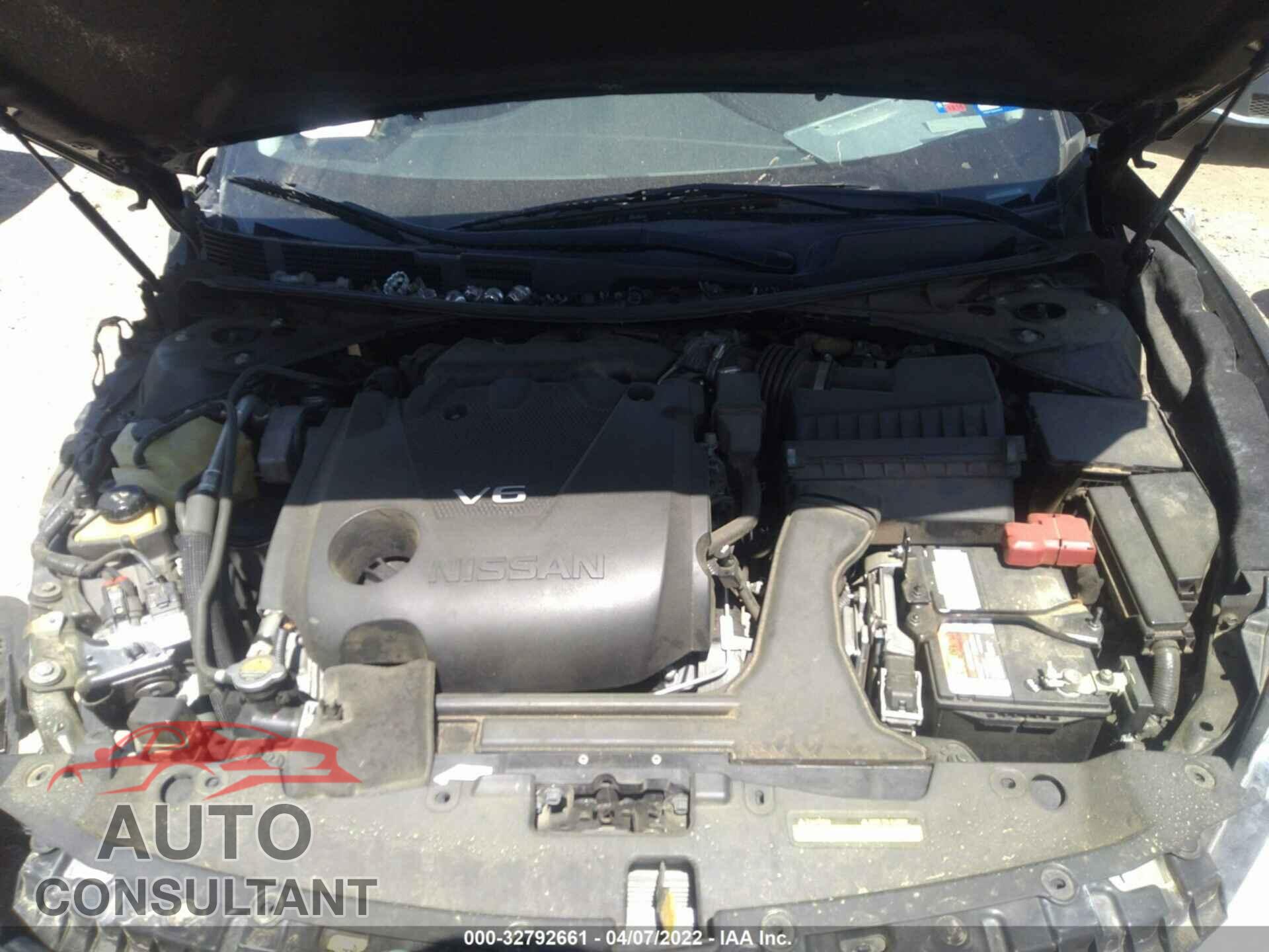NISSAN MAXIMA 2017 - 1N4AA6AP1HC399453