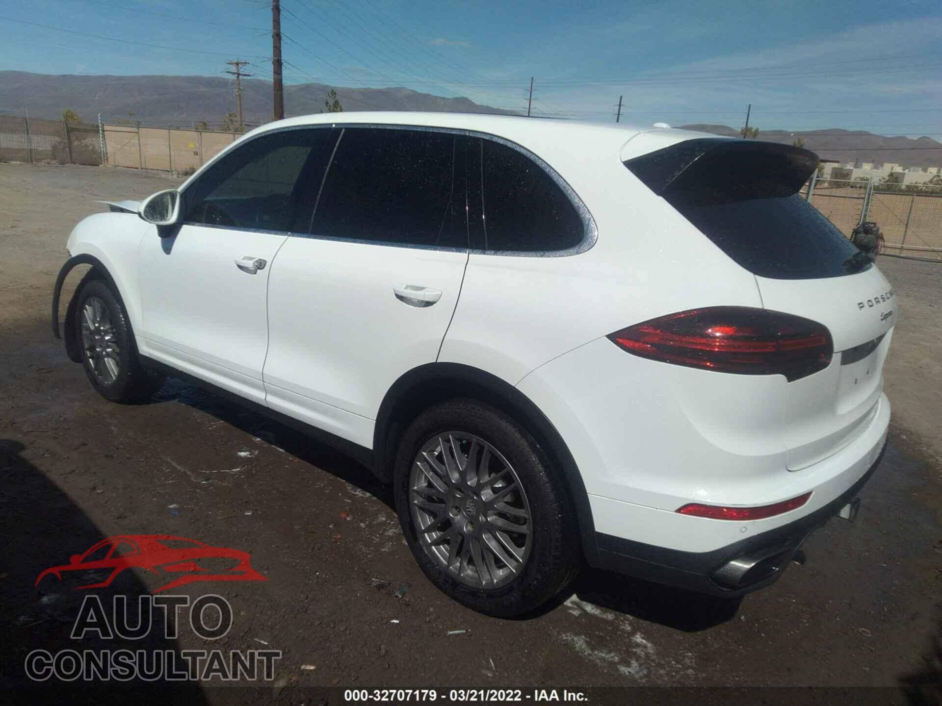 PORSCHE CAYENNE 2016 - WP1AA2A26GLA10794