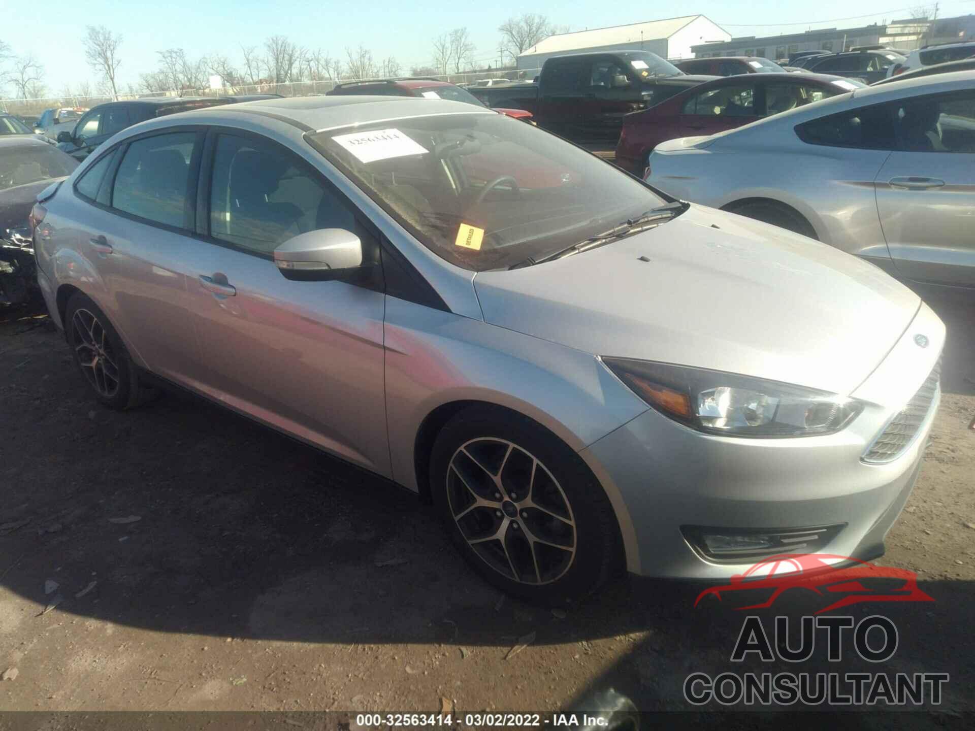 FORD FOCUS 2018 - 1FADP3H27JL228409