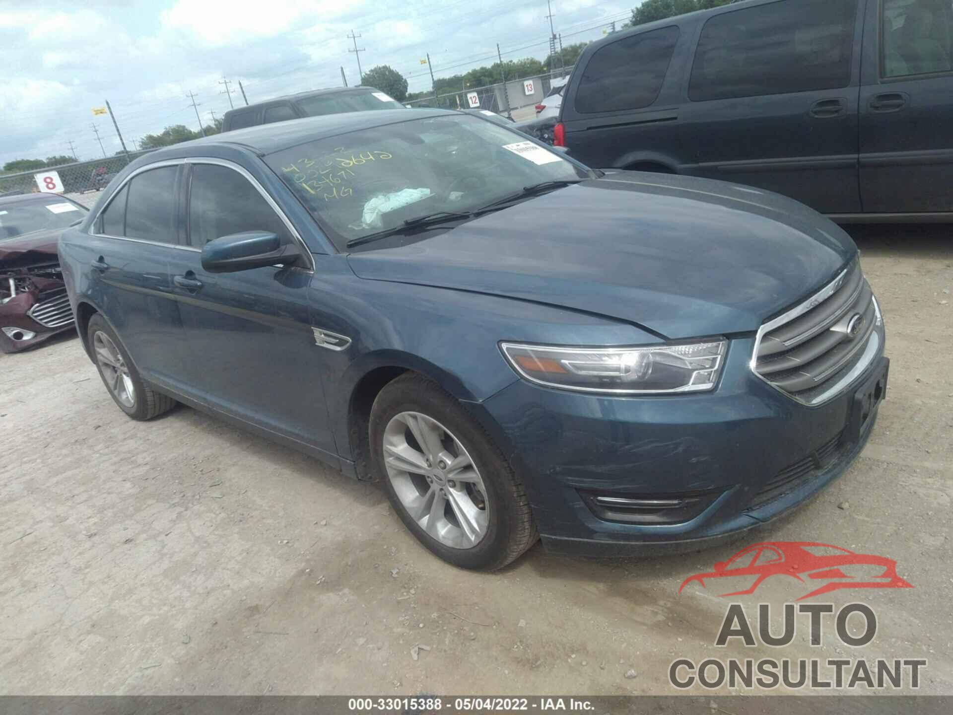 FORD TAURUS 2018 - 1FAHP2E83JG134671